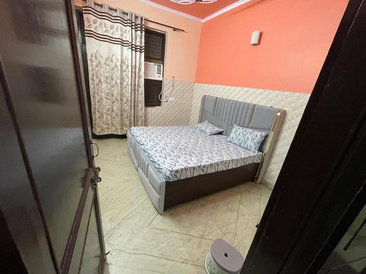 Dollar Holiday home