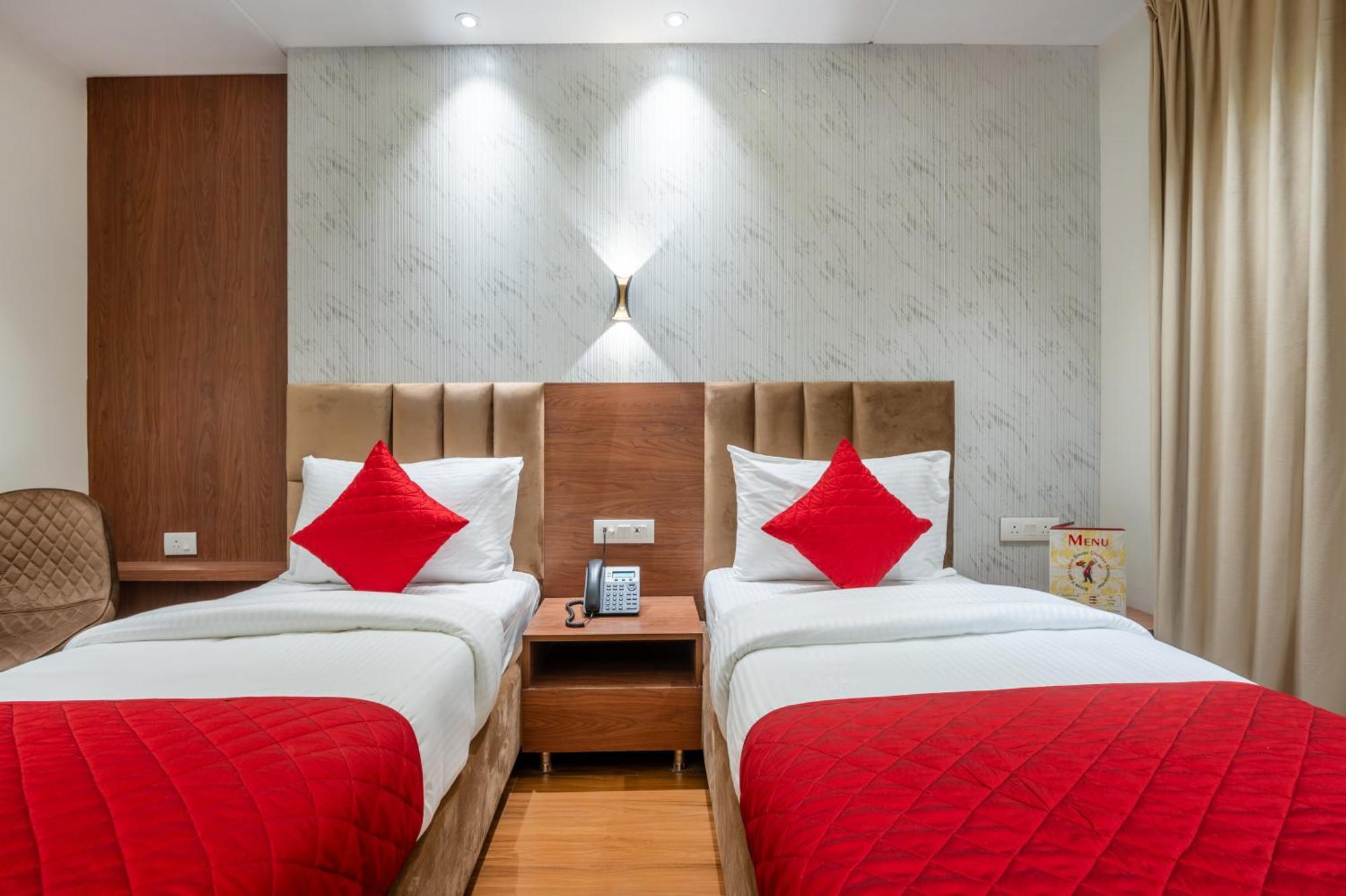 Avaas - Faiz Road Karol Bagh 3*