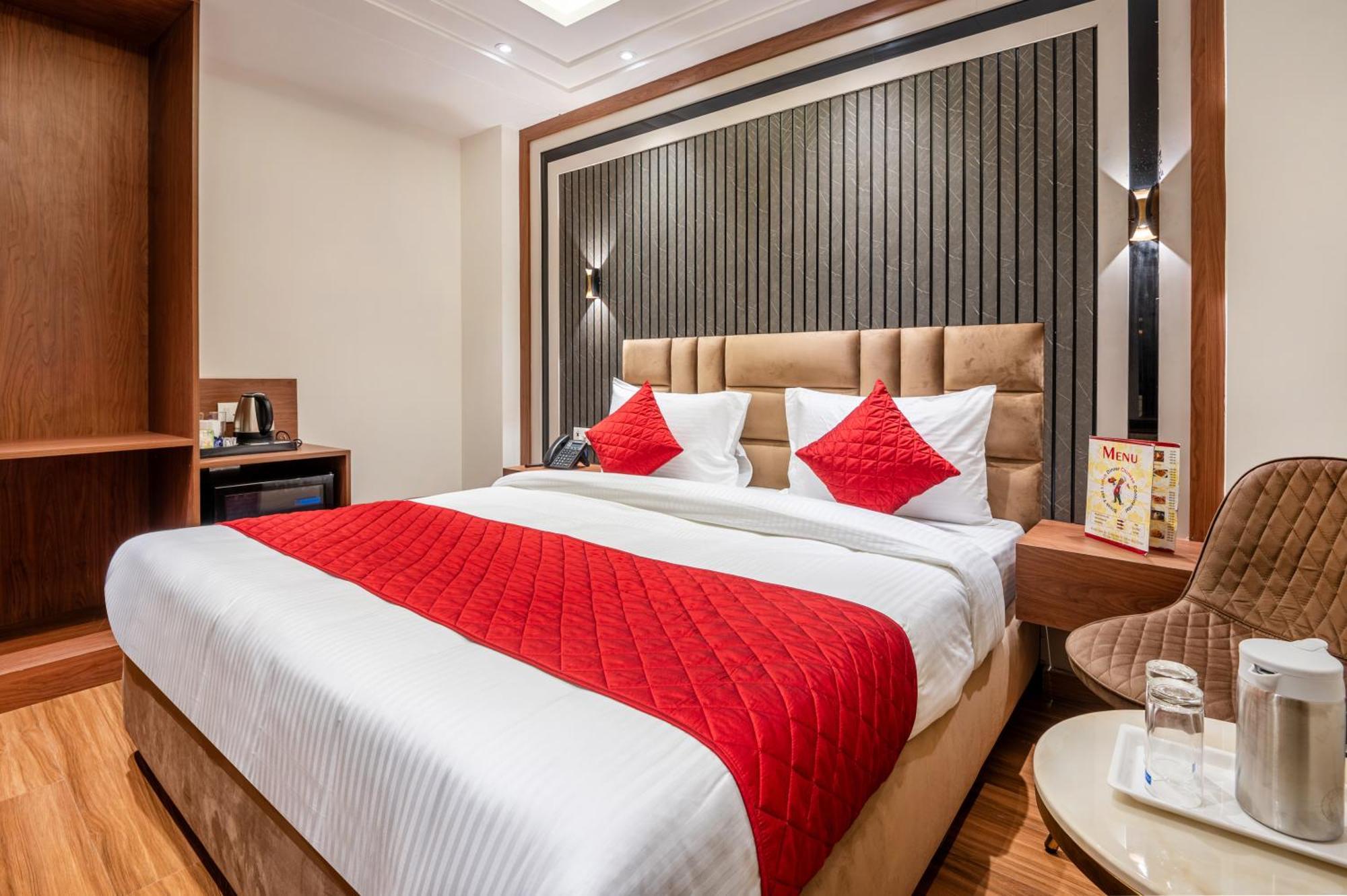 Hotel Avaas - Faiz Road Karol Bagh