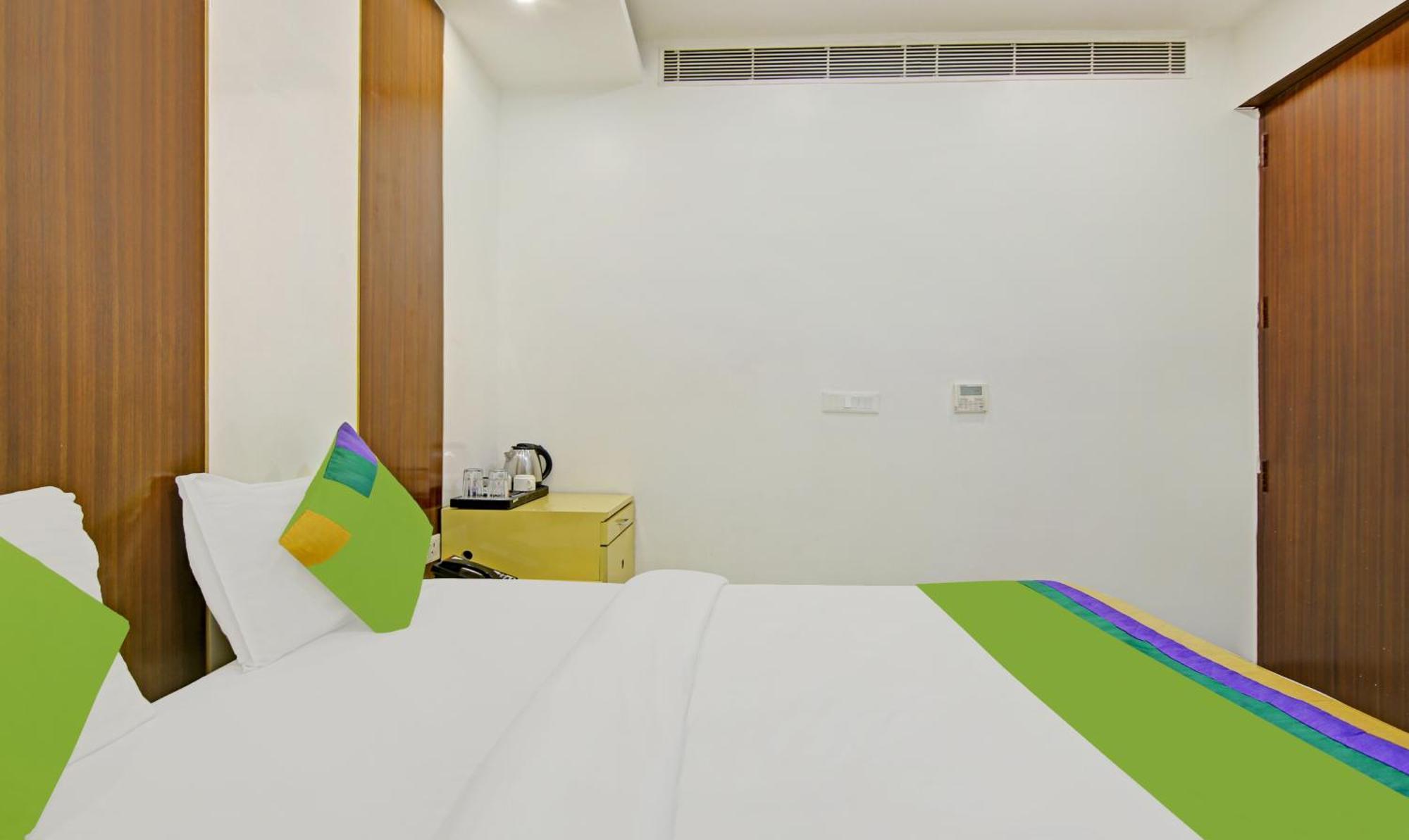 Treebo Jannat Residency Hotel 3*
