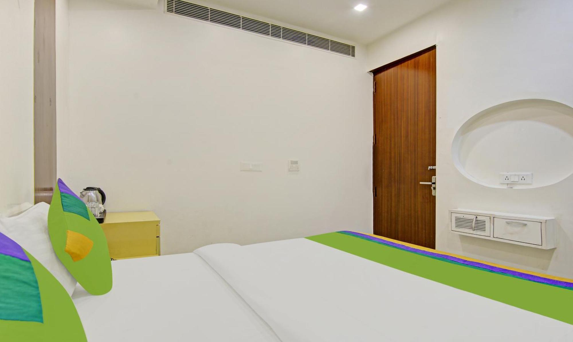 Treebo Jannat Residency Hotel 3*