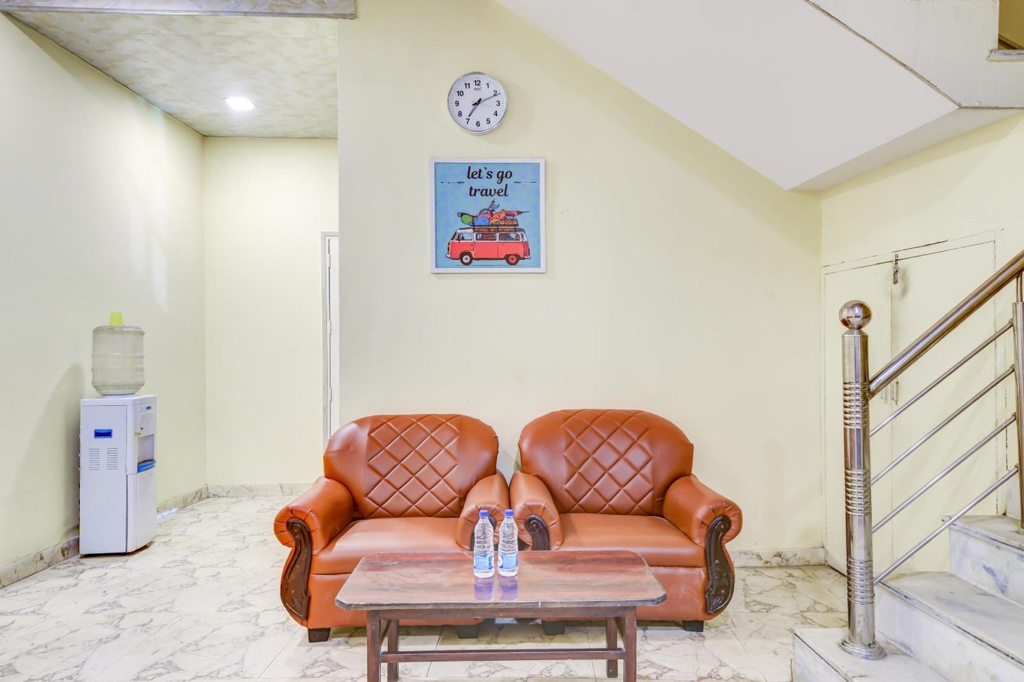 O 74192 Vishwakarma Palace Hotel