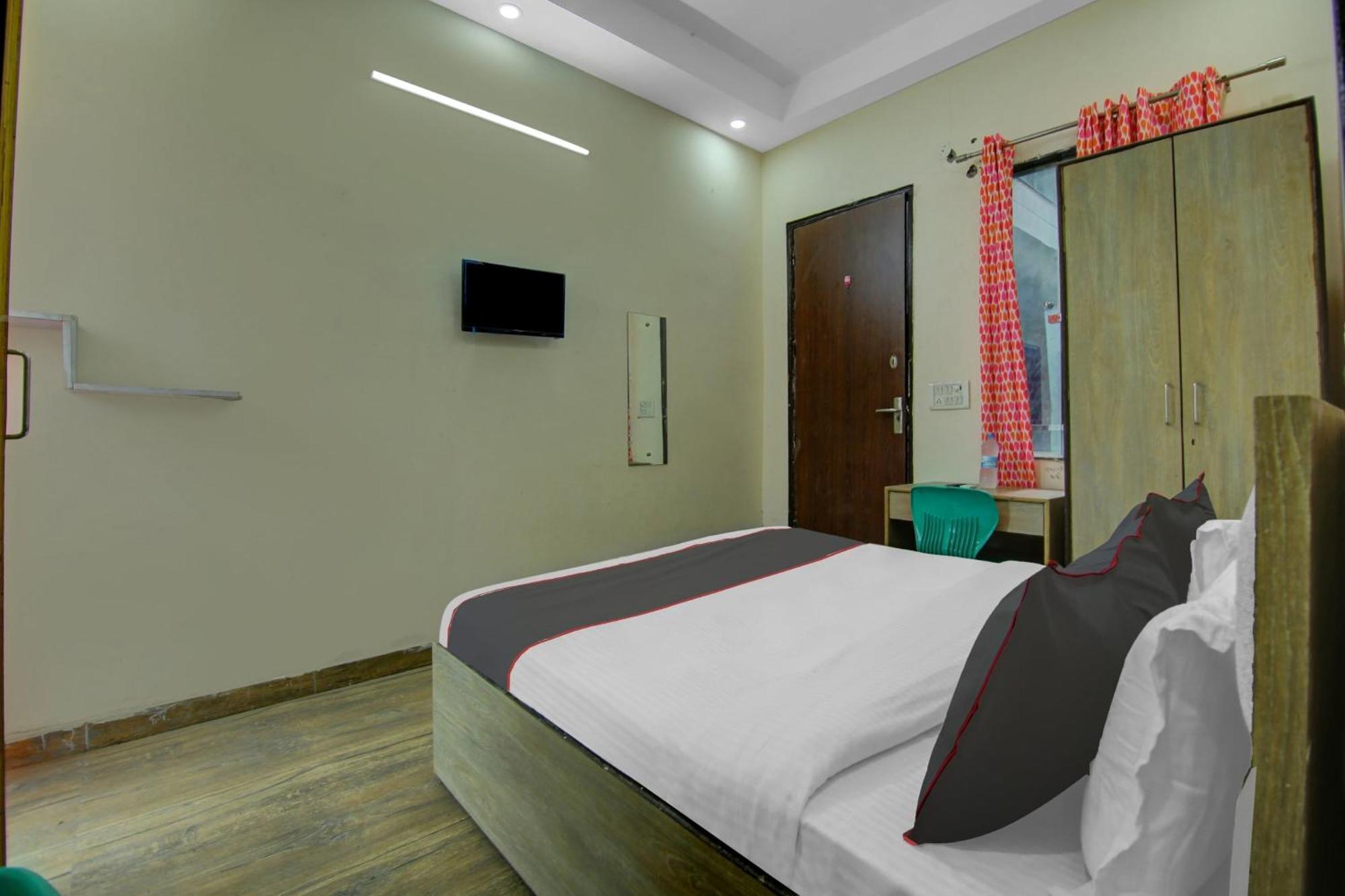 O The Arrow Near Uttam Nagar East Metro Station Hotel Delhi (National Capital Territory of India)
