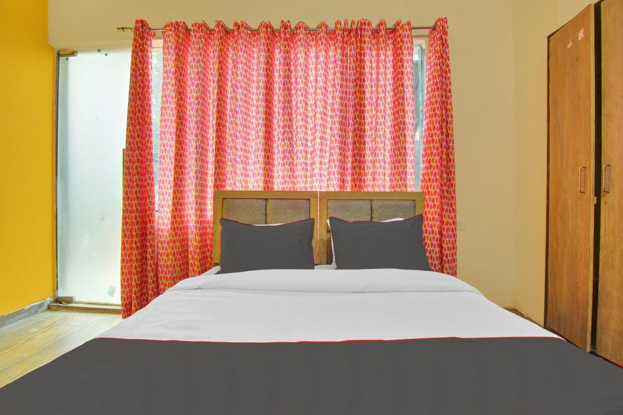 Hotel O The Arrow Near Uttam Nagar East Metro Station Delhi (National Capital Territory of India)