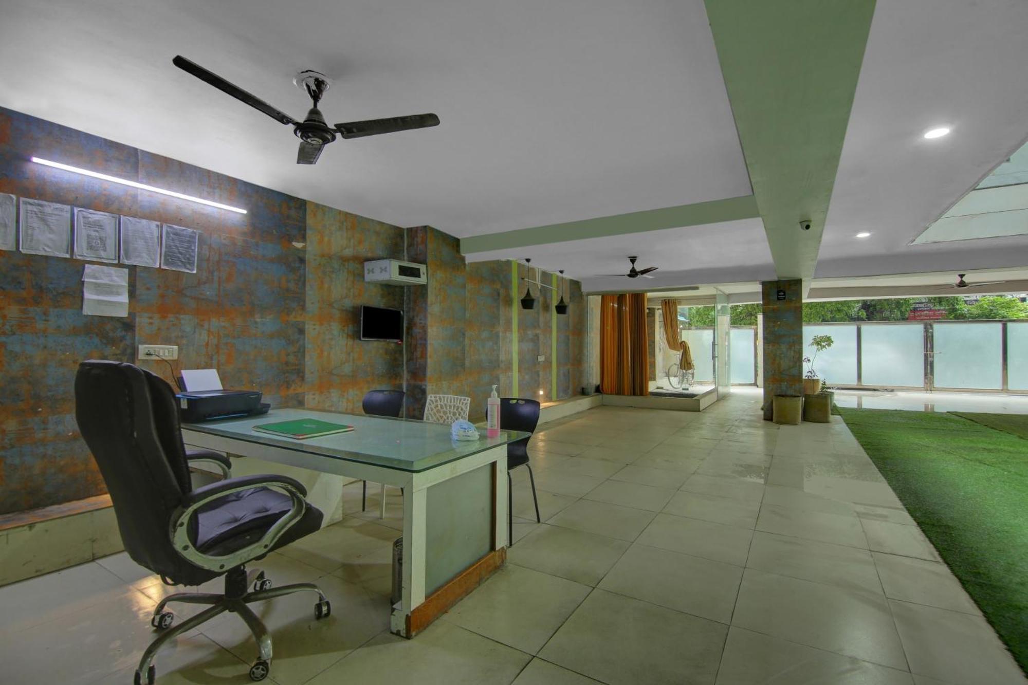O The Arrow Near Uttam Nagar East Metro Station 4* Delhi (National Capital Territory of India)