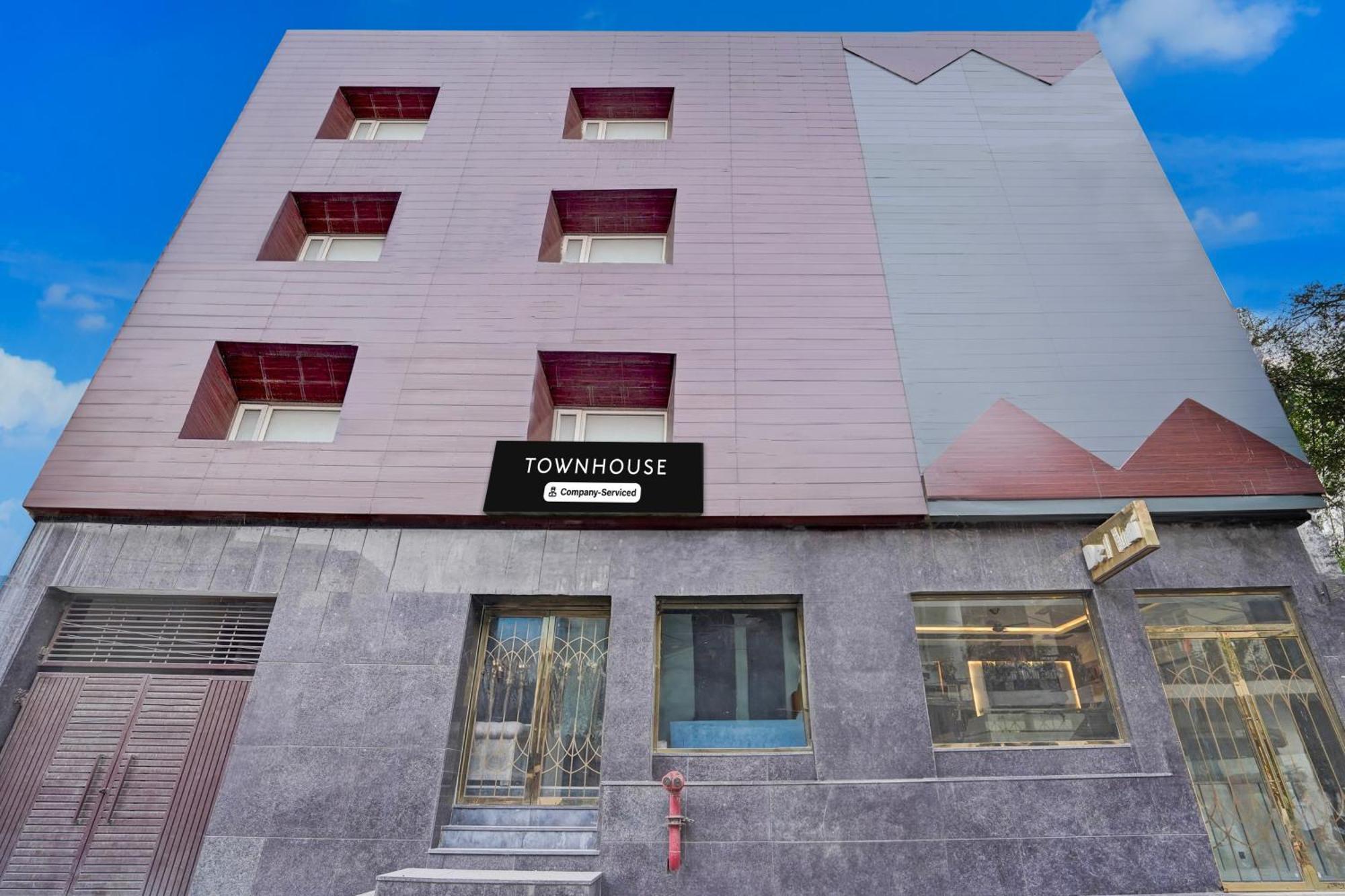 Hotel Townhouse Airport Road Delhi