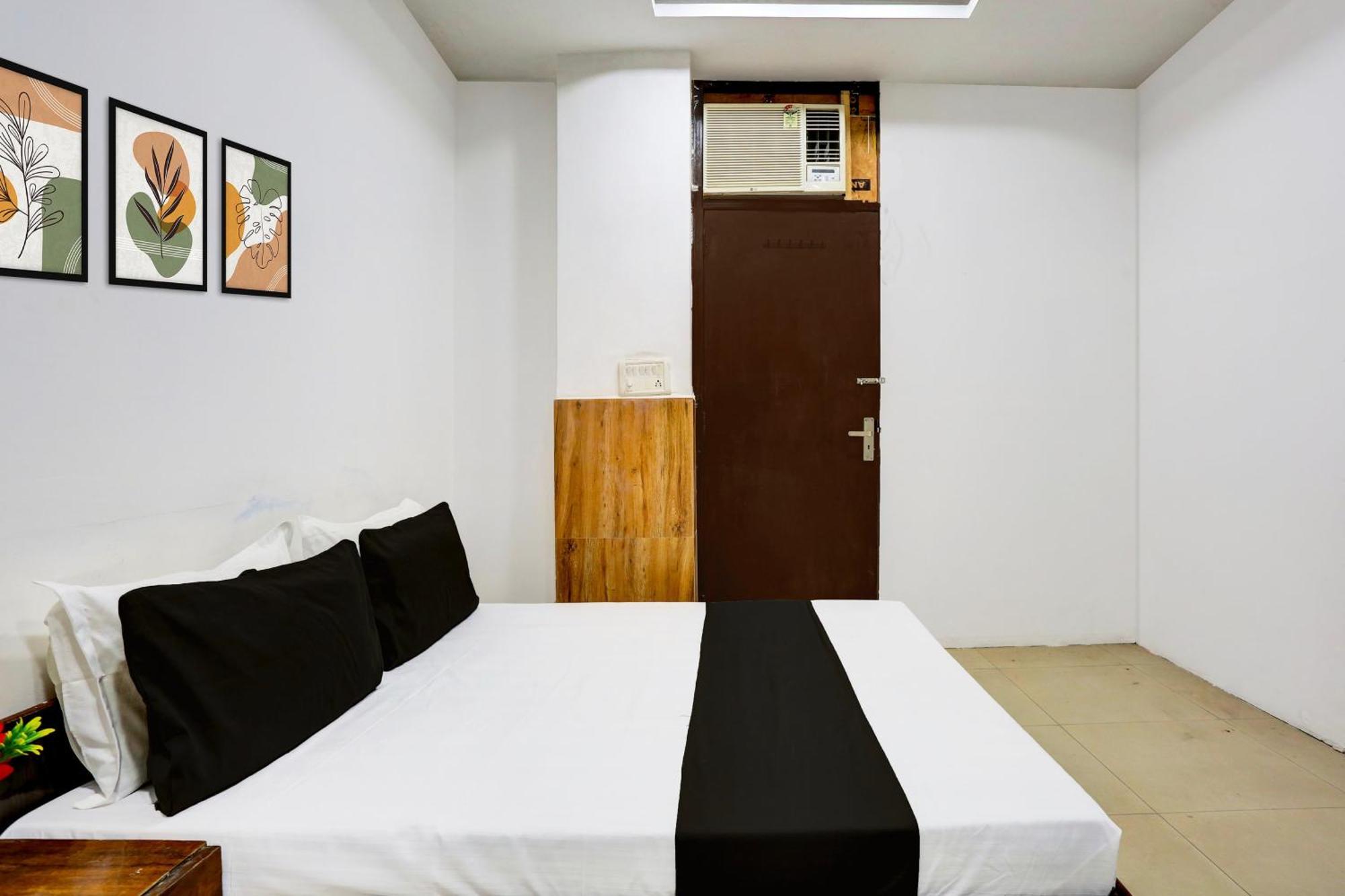 Hotel O Maharaja