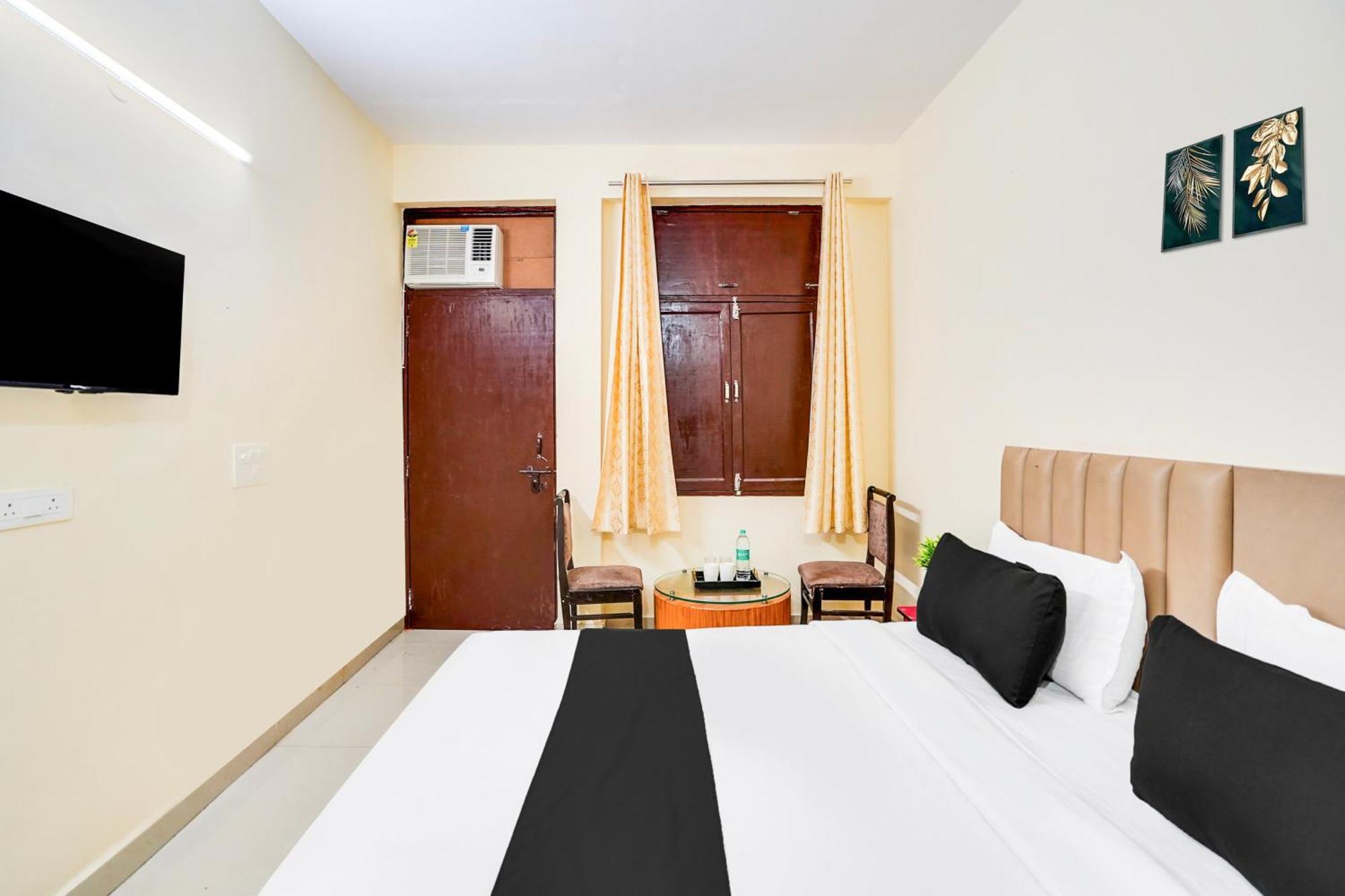 Hotel O Yatra *