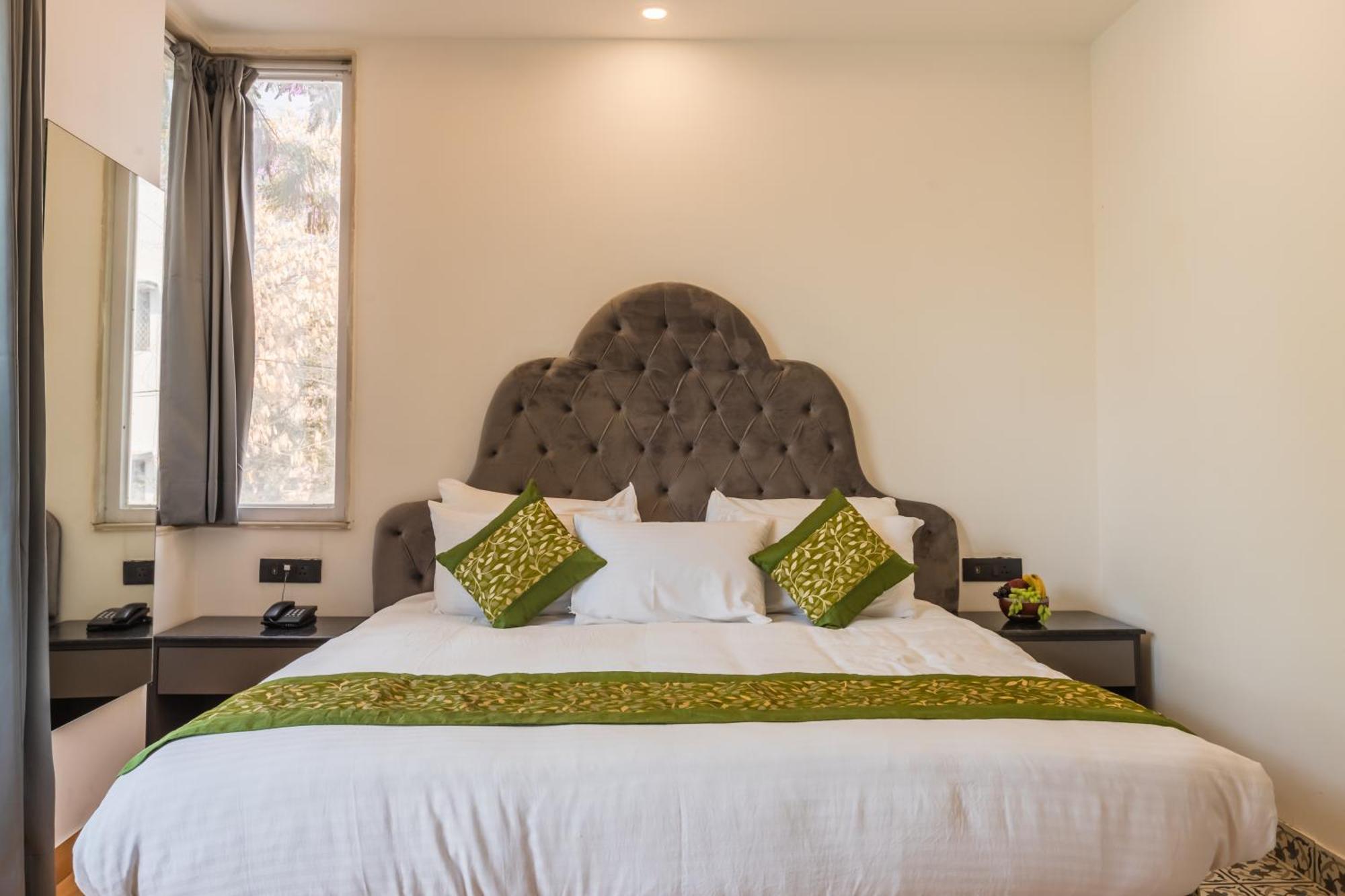 Hotel Mayur C R Park - Greater Kailash