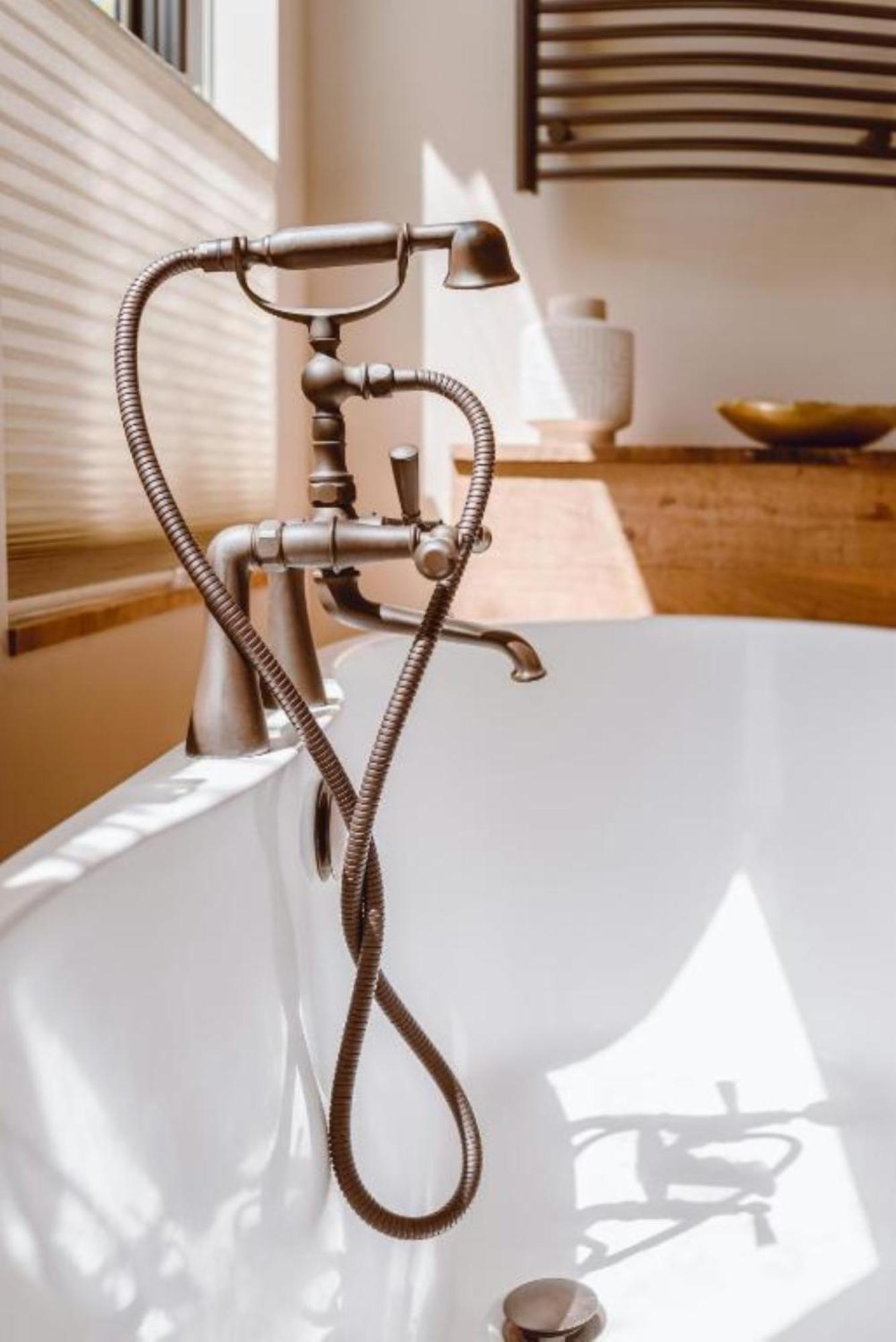 Calabash Luxury Near Delhi Airport