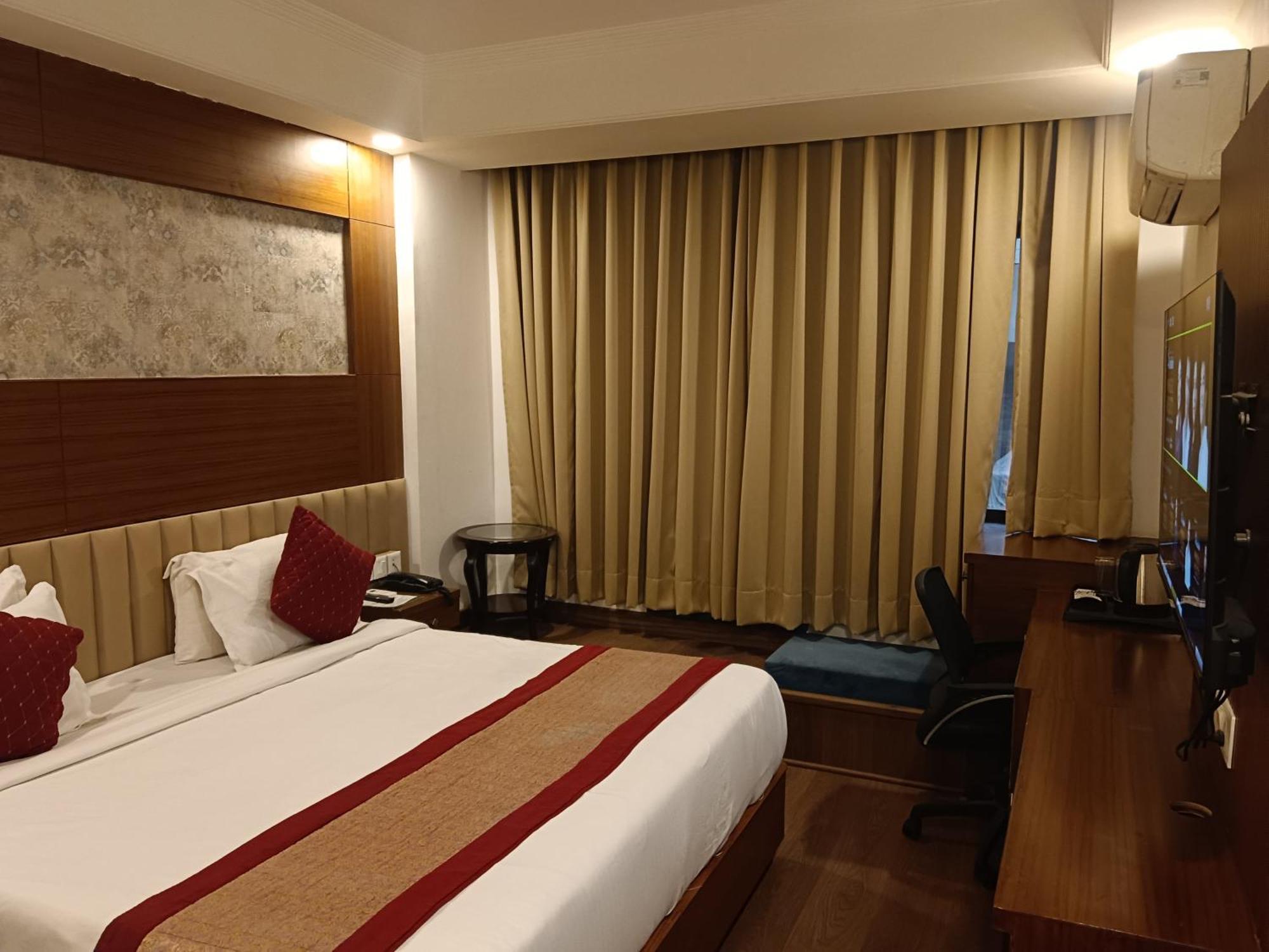 Hotel Aman Igi Airport New Delhi