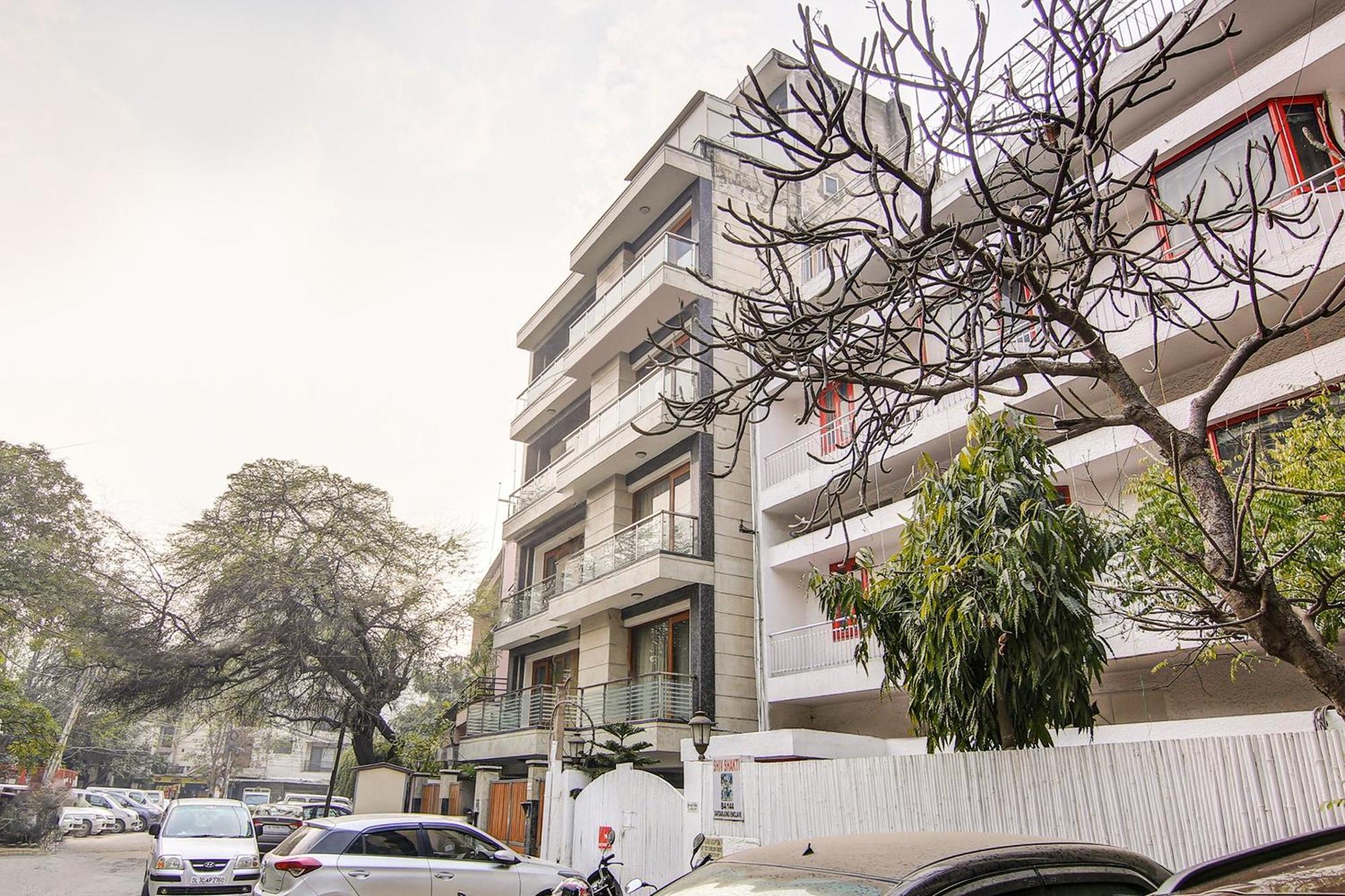 Hotel O Shiv Shakti Near Kamal Cinema 3*