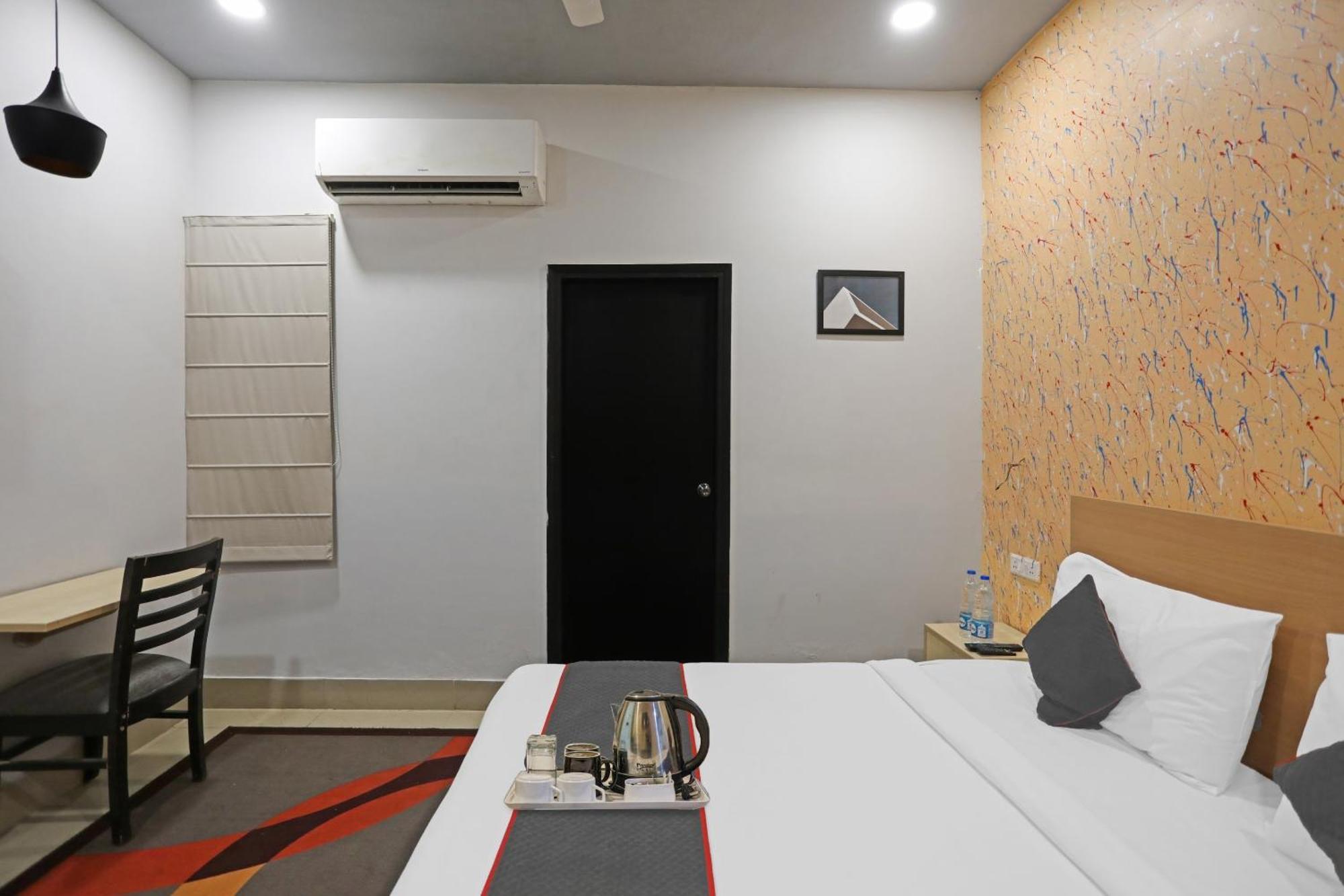 Super Townhouse Grand Pacific Ocean 4* New Delhi