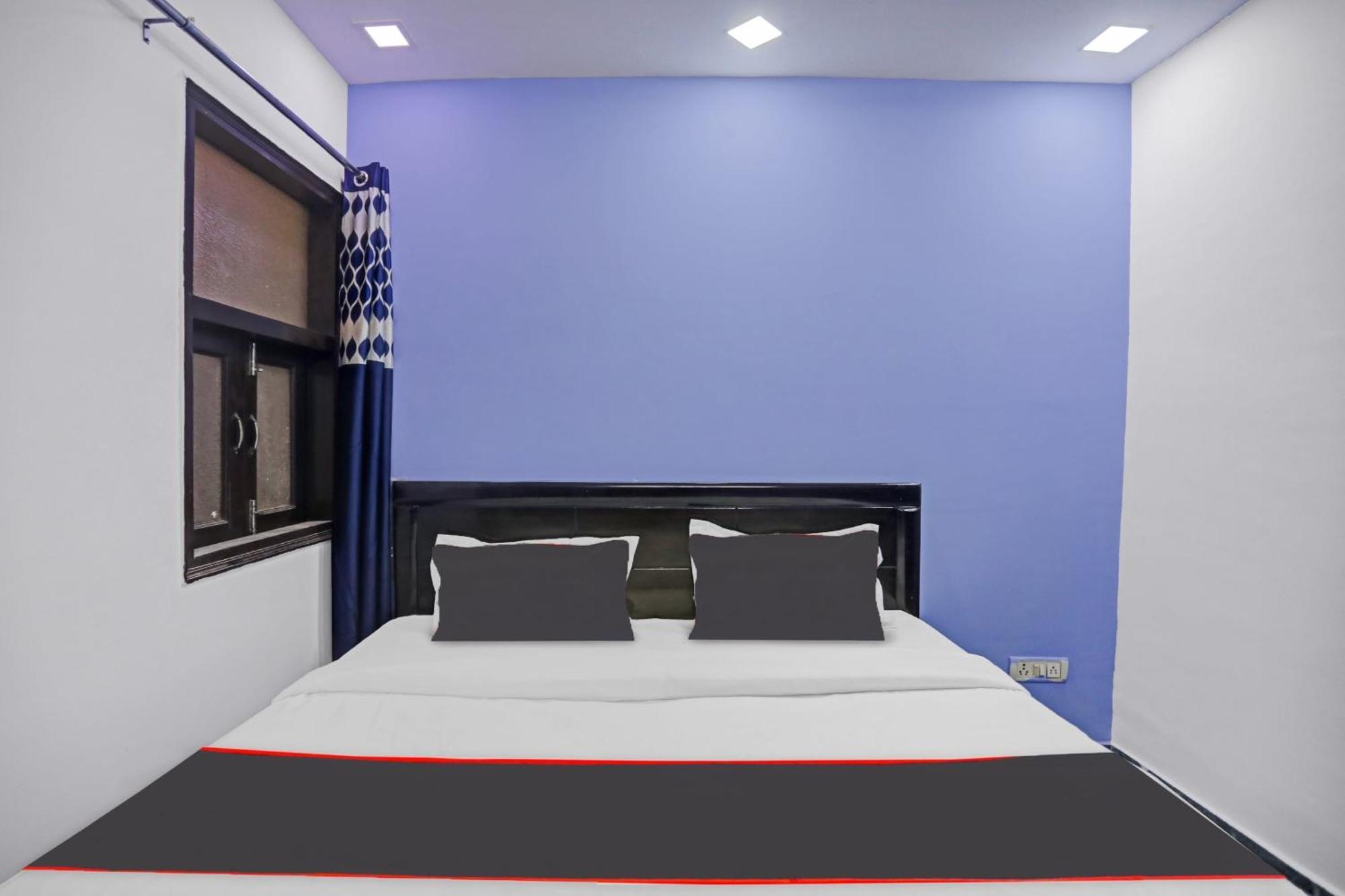 Collection O Nirvana Residency Near Lotus Temple New Delhi