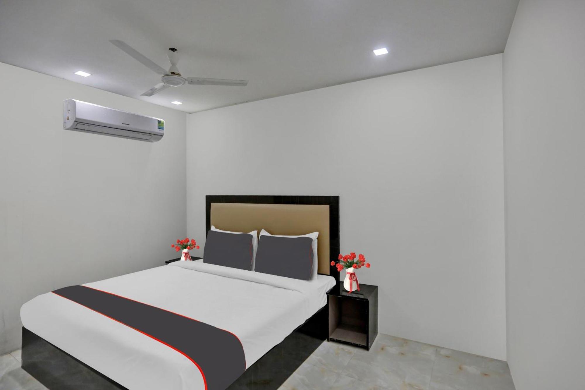 Super Townhouse The Arrow Near Lotus Temple Hotel Nova Deli