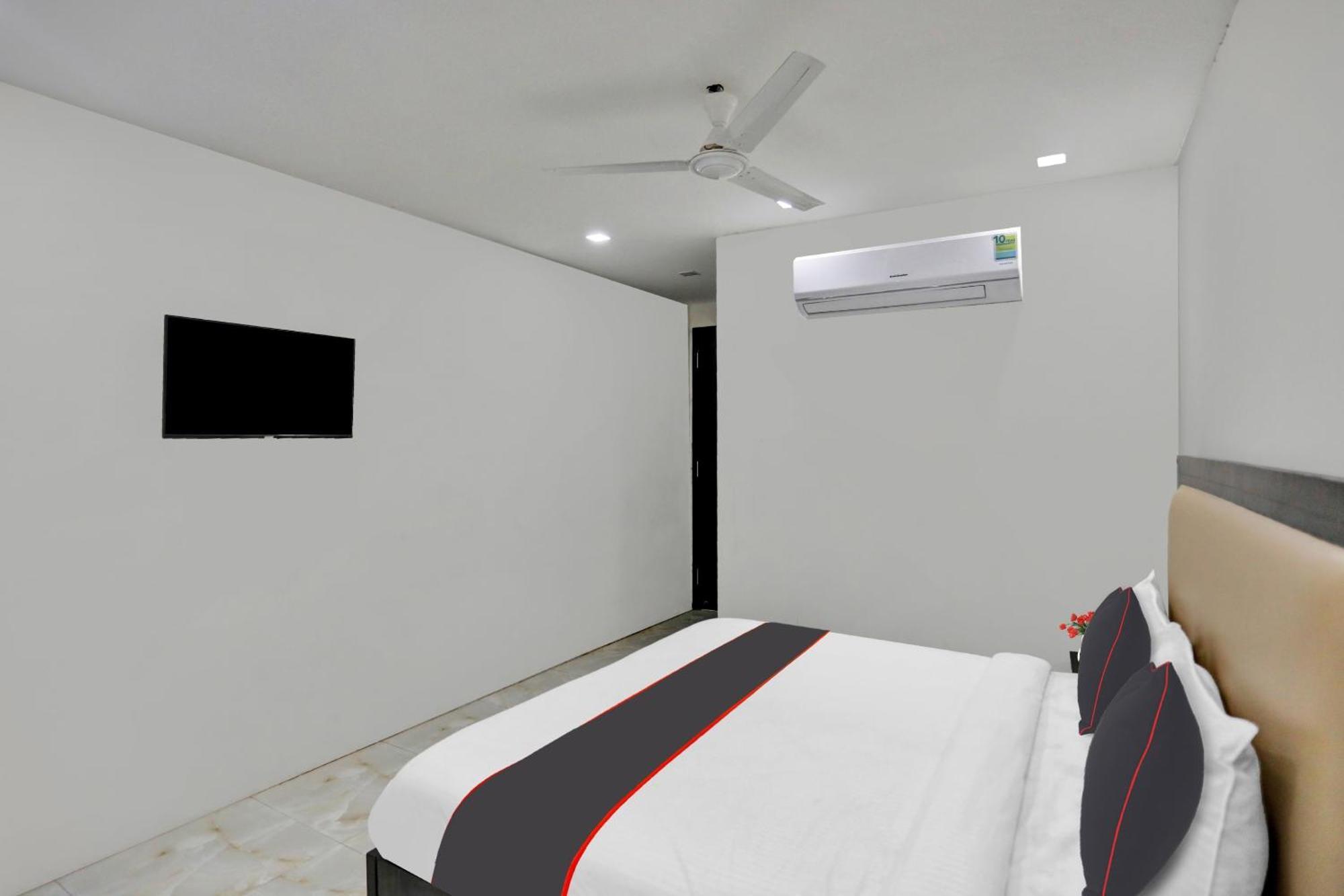 Super Townhouse The Arrow Near Lotus Temple 4*