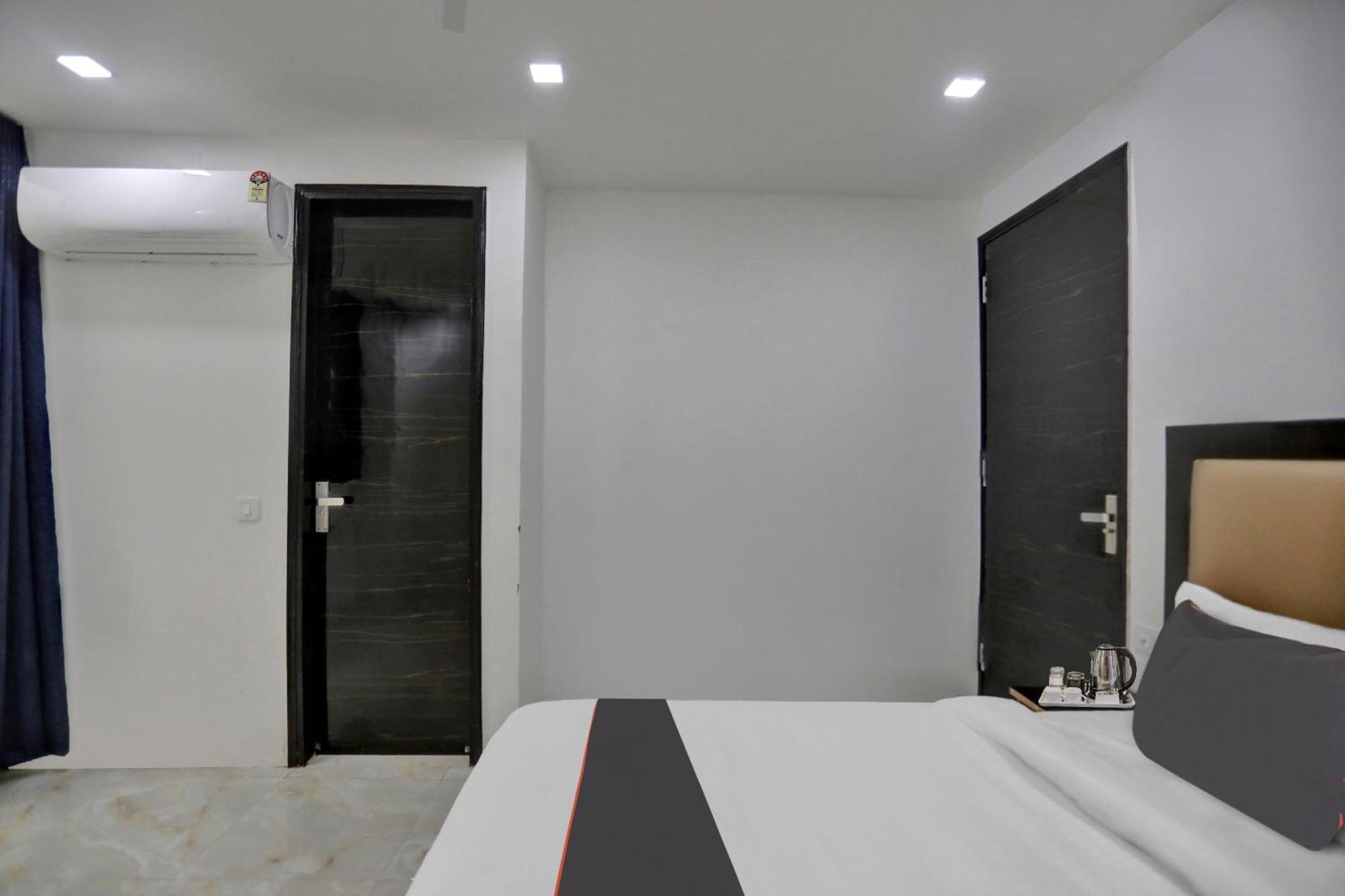 Super Townhouse The Arrow Near Lotus Temple 4* Nova Deli