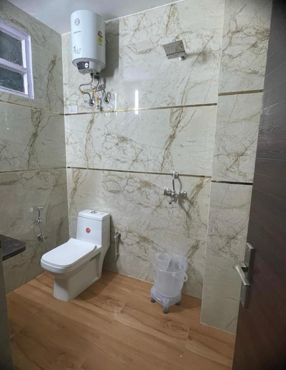 Hotel Airport Vijay Palace Near Aerocity Delhi Airport
