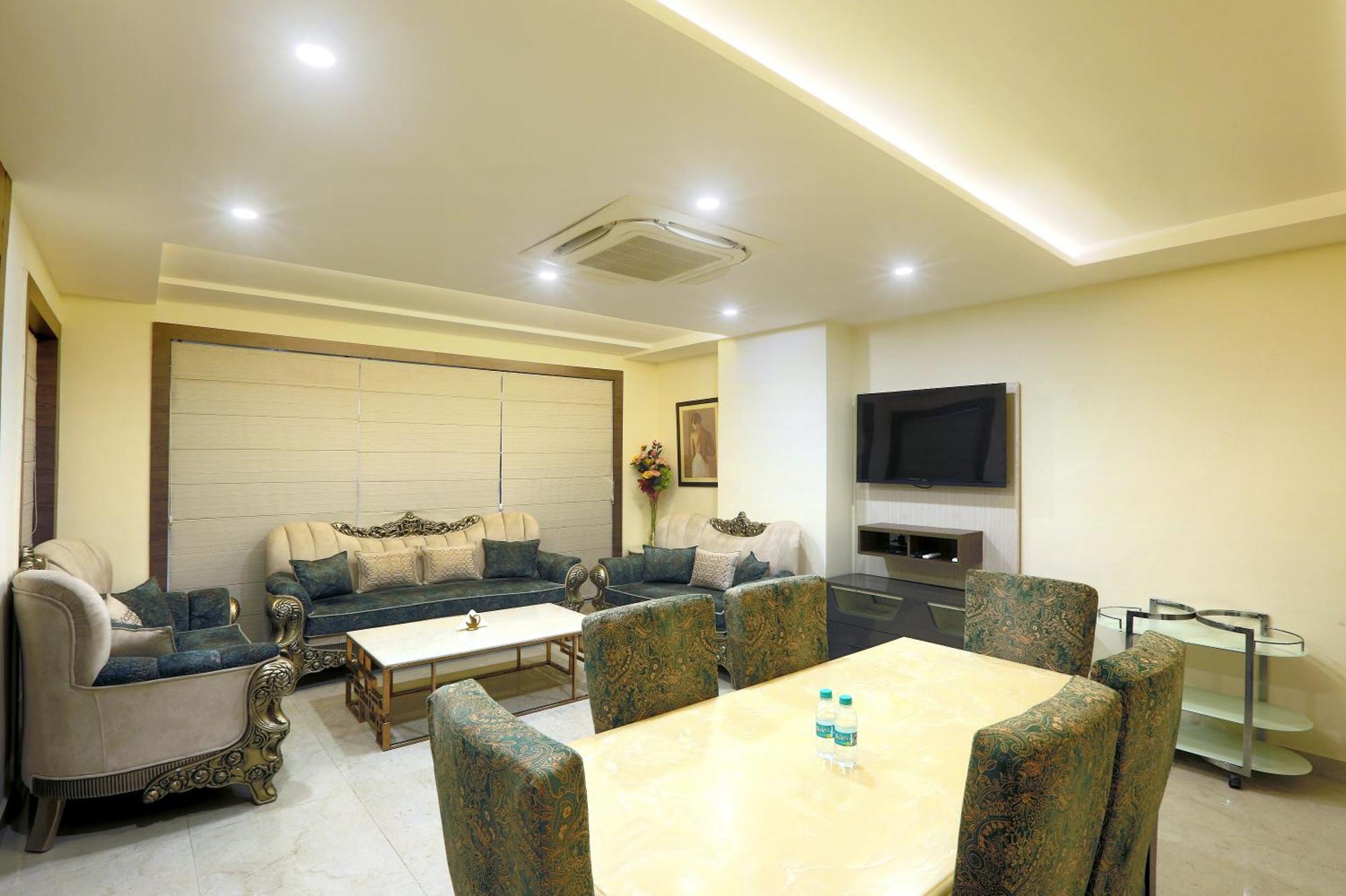 Hotel Cardinal Oxmo Delhi Airort Nova Deli