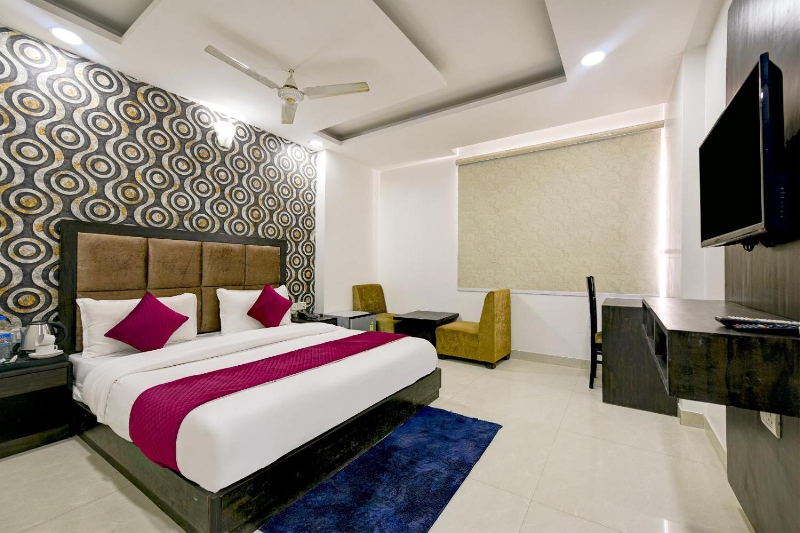 Hotel The Atlantis Near Delhi Airport 4*