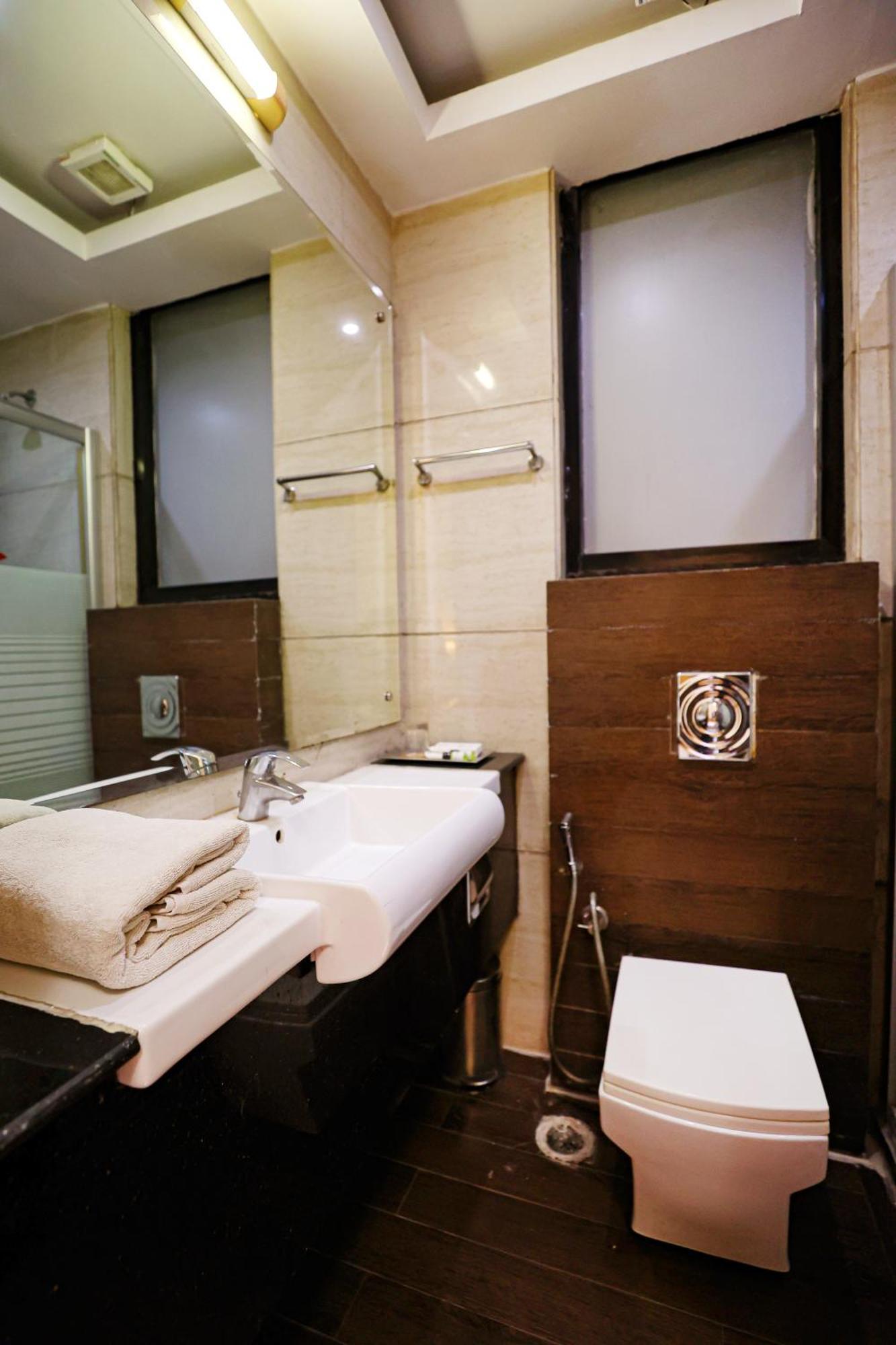 Premier By Opo 4*