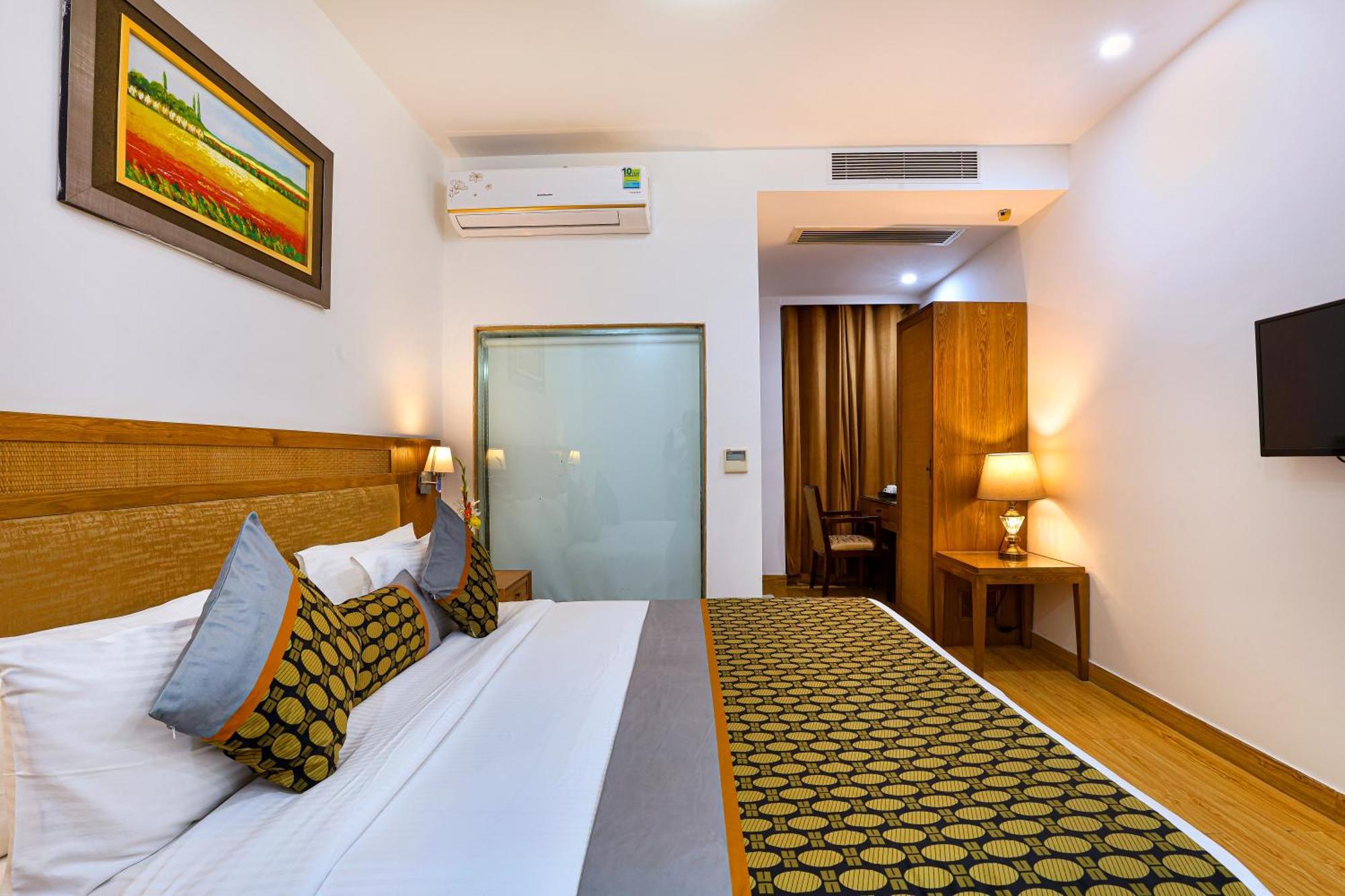 Premier By Opo 4*