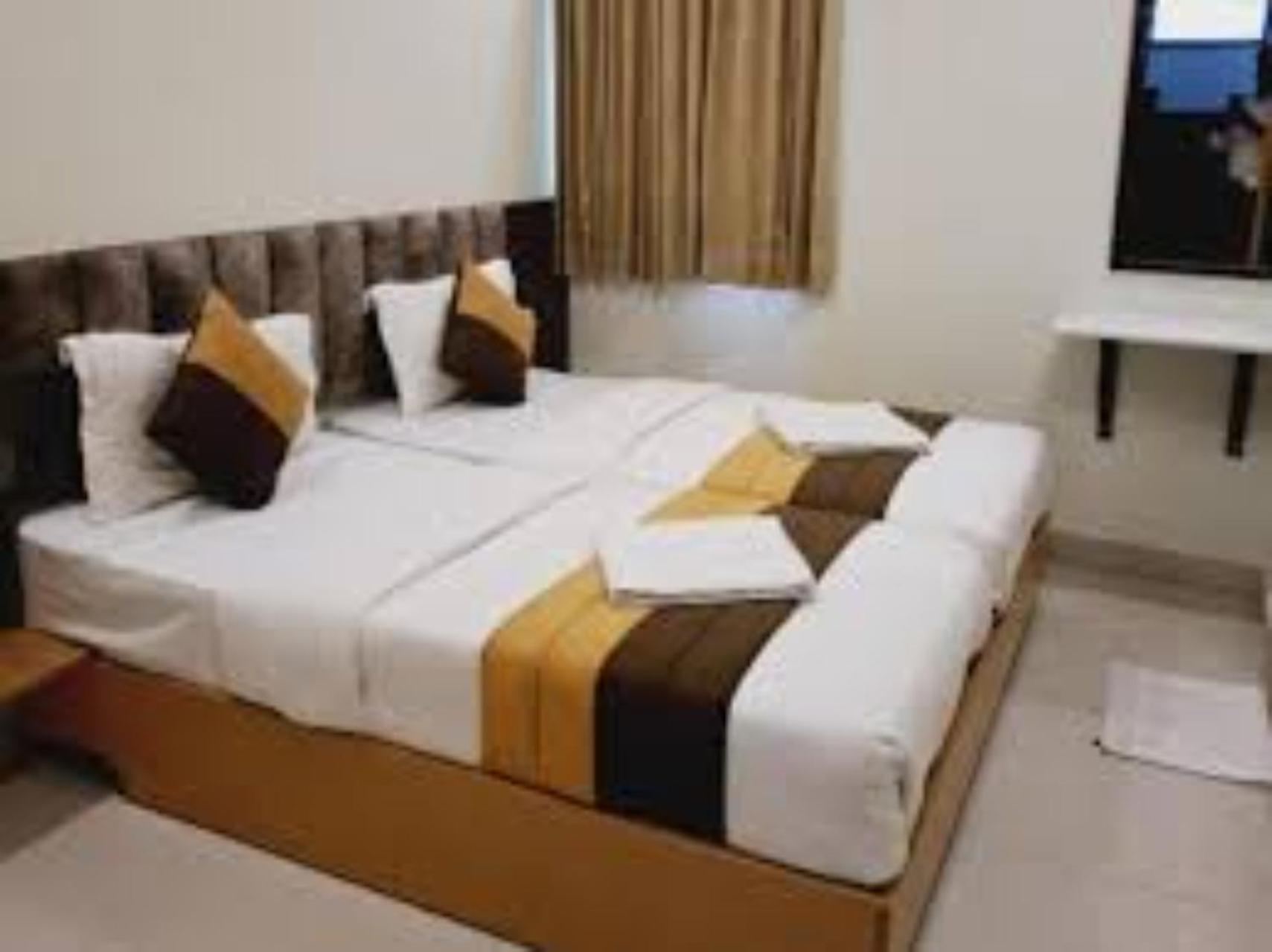 Hotel Amenda Sweet Igi Airport