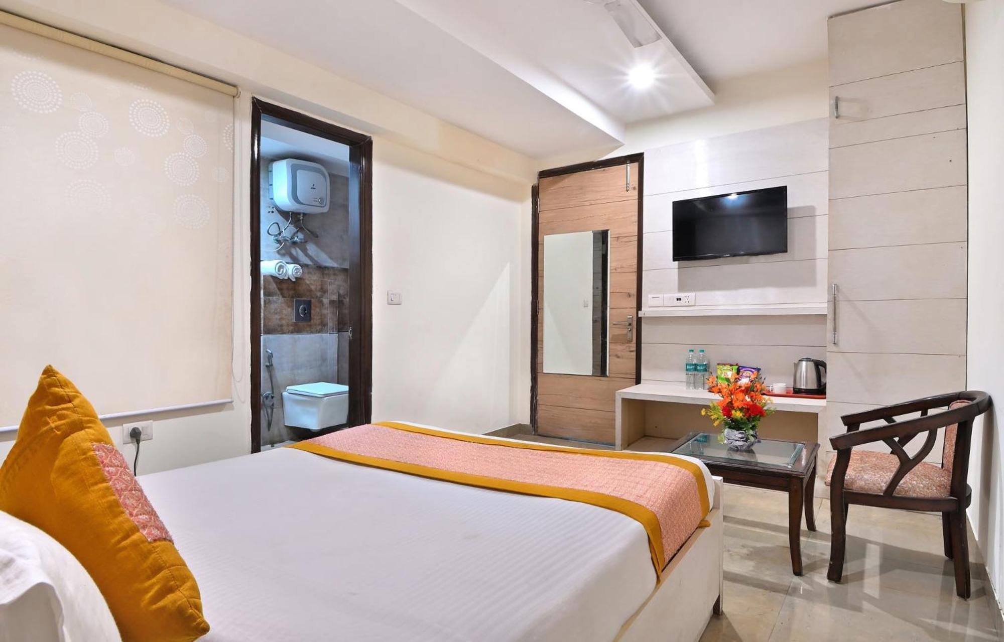 Hotel Good Luck By Jmd Group Near Delhi Igi Airport New Delhi