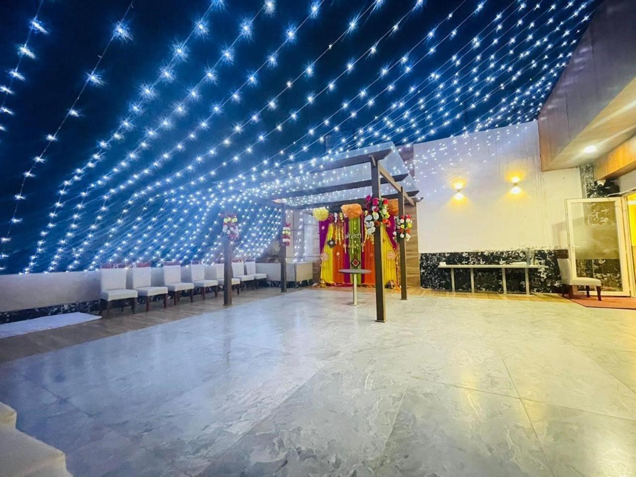 Star By Star Group Hotel New Delhi