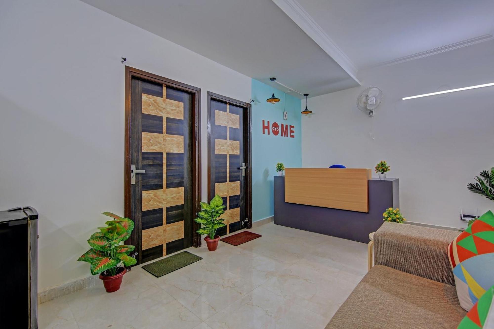Town House Saket Residency Nova Deli