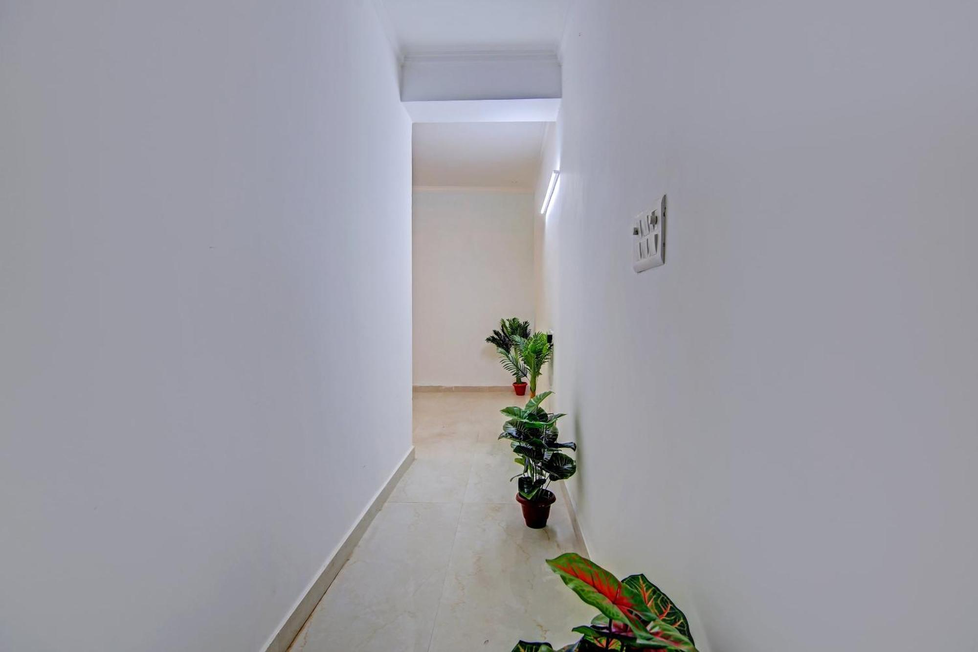 Town House Saket Residency 4* Nova Deli