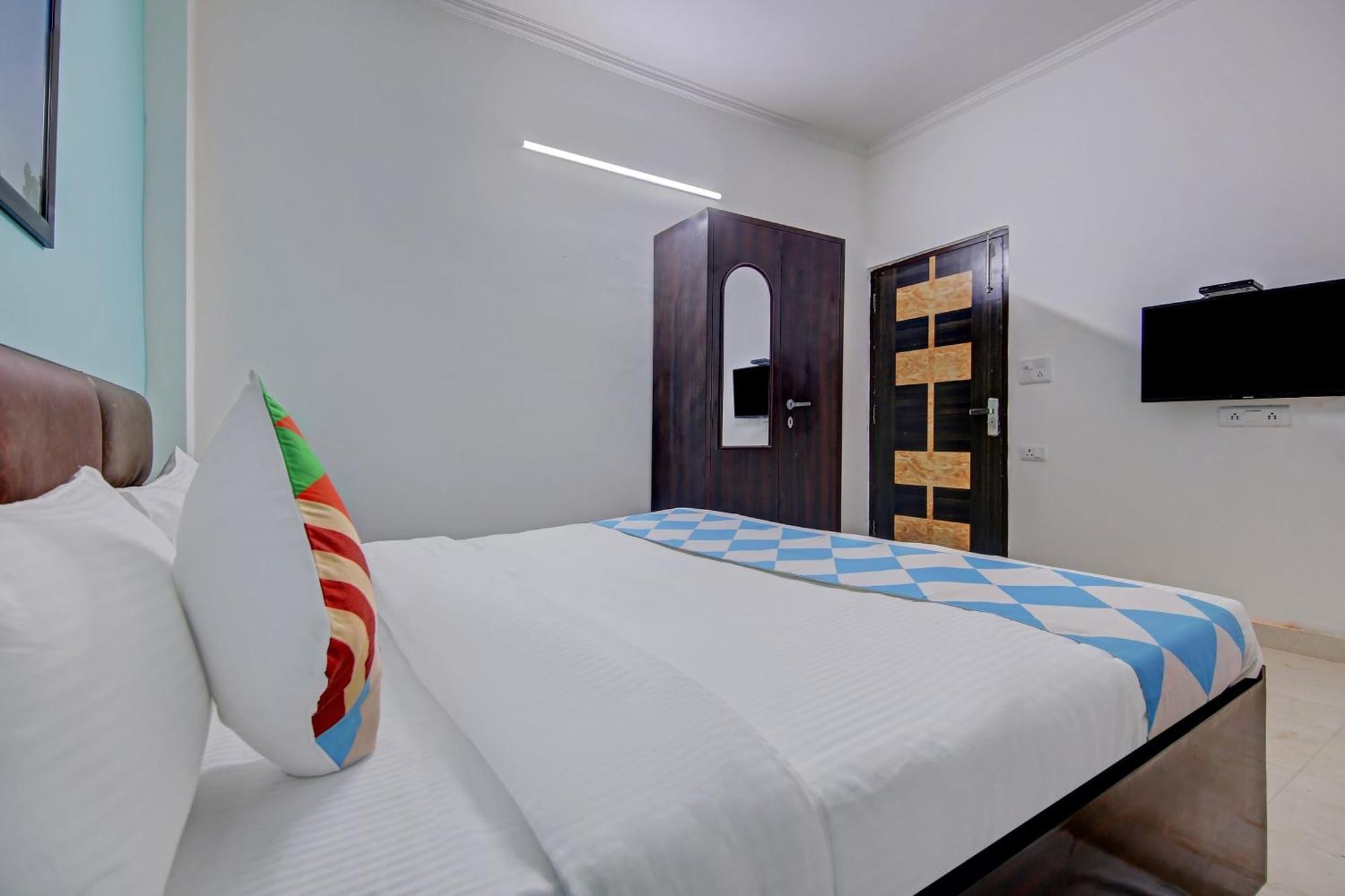 Hotel Town House Saket Residency Nova Deli