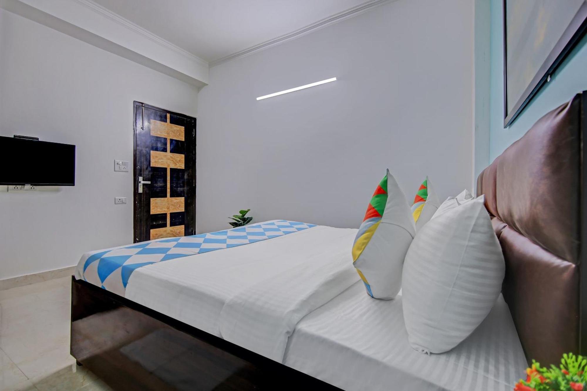 Town House Saket Residency