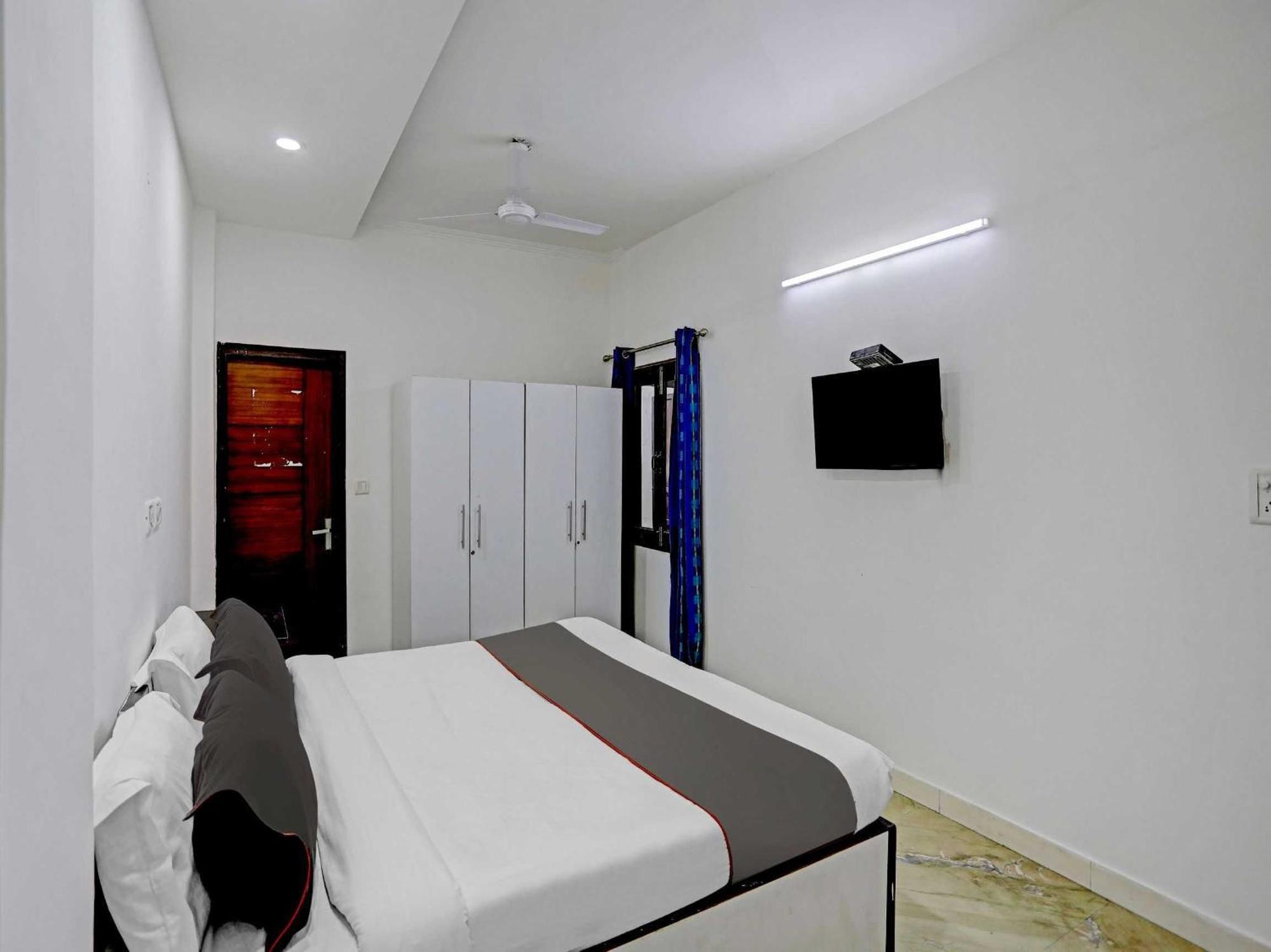 Hotel The Pinaki Residency 4*
