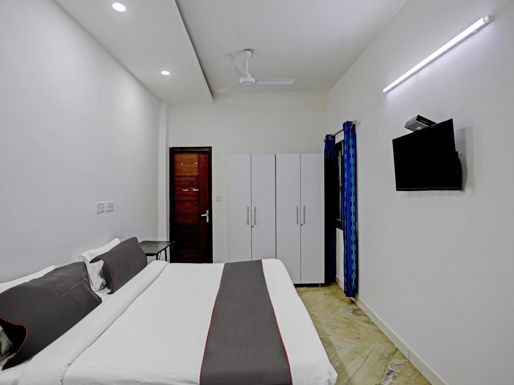 The Pinaki Residency Hotel Nova Deli