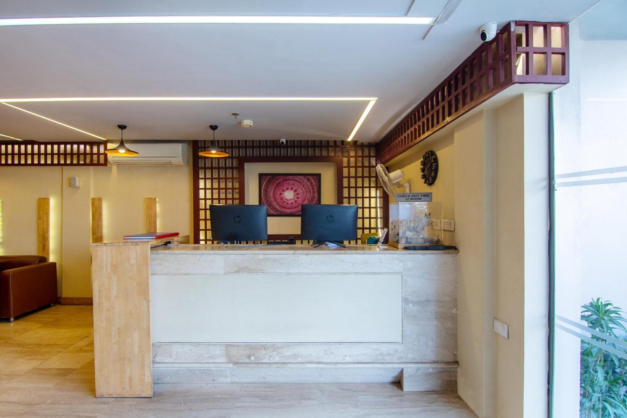 Lohmod At National Highway 8 - Free Airport Transffer Hotel 3*