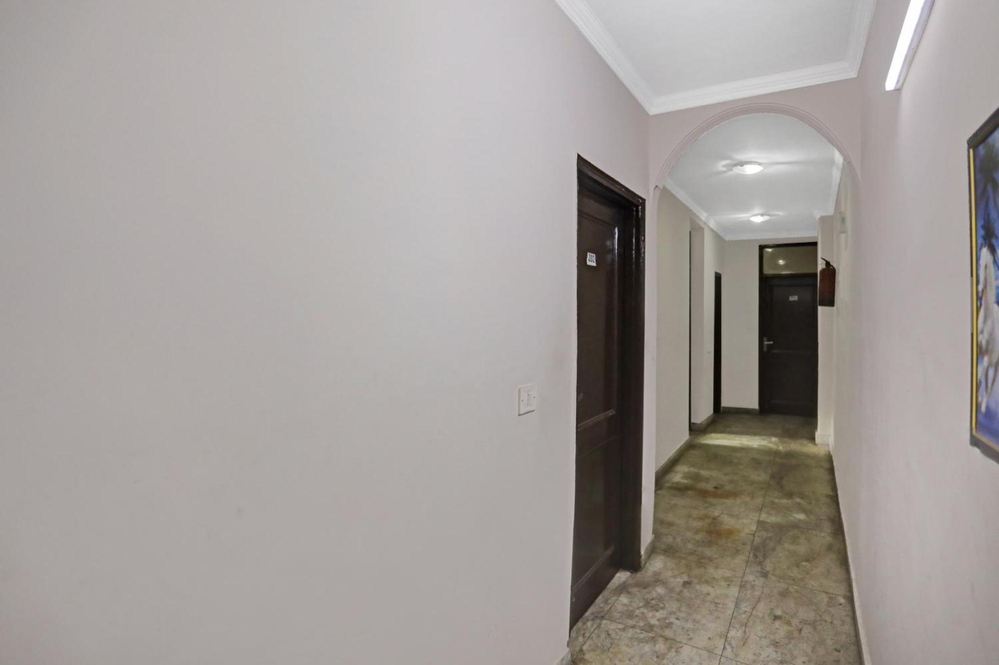 Hotel O Jpc Residency Near Dlf Avenue Saket