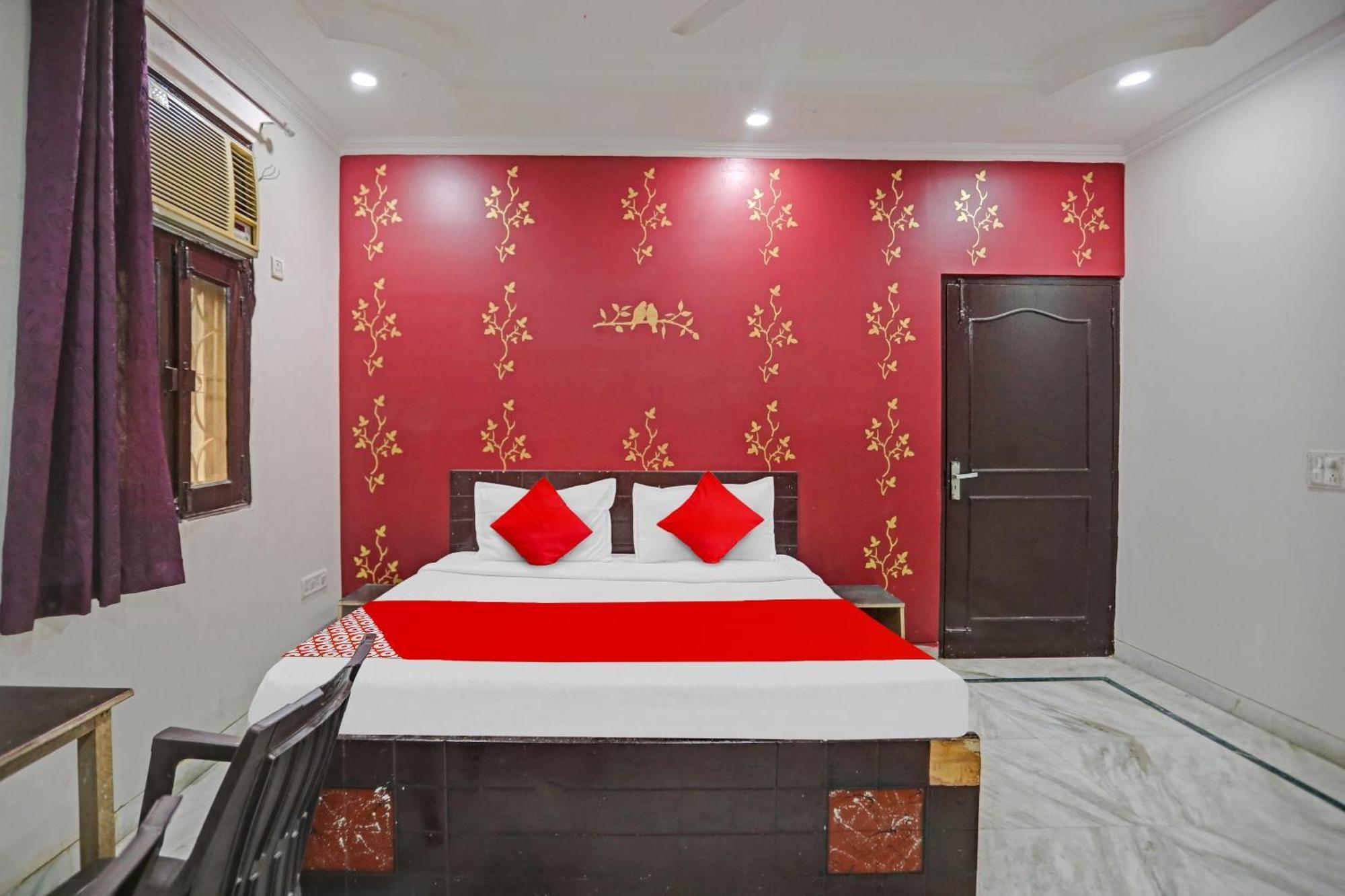 Hotel O Jpc Residency Near Dlf Avenue Saket 3*