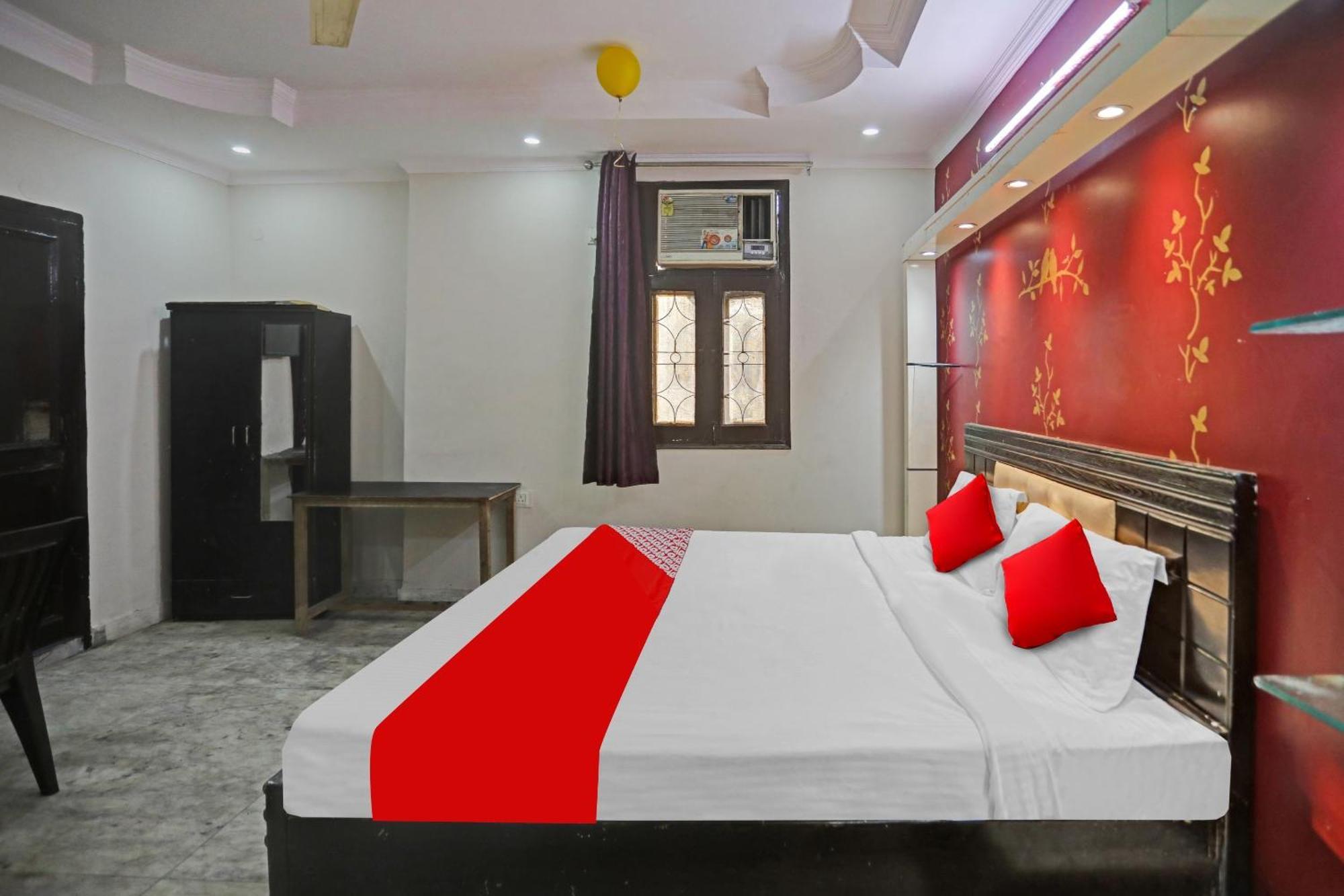Hotel O Jpc Residency Near Dlf Avenue Saket 3*