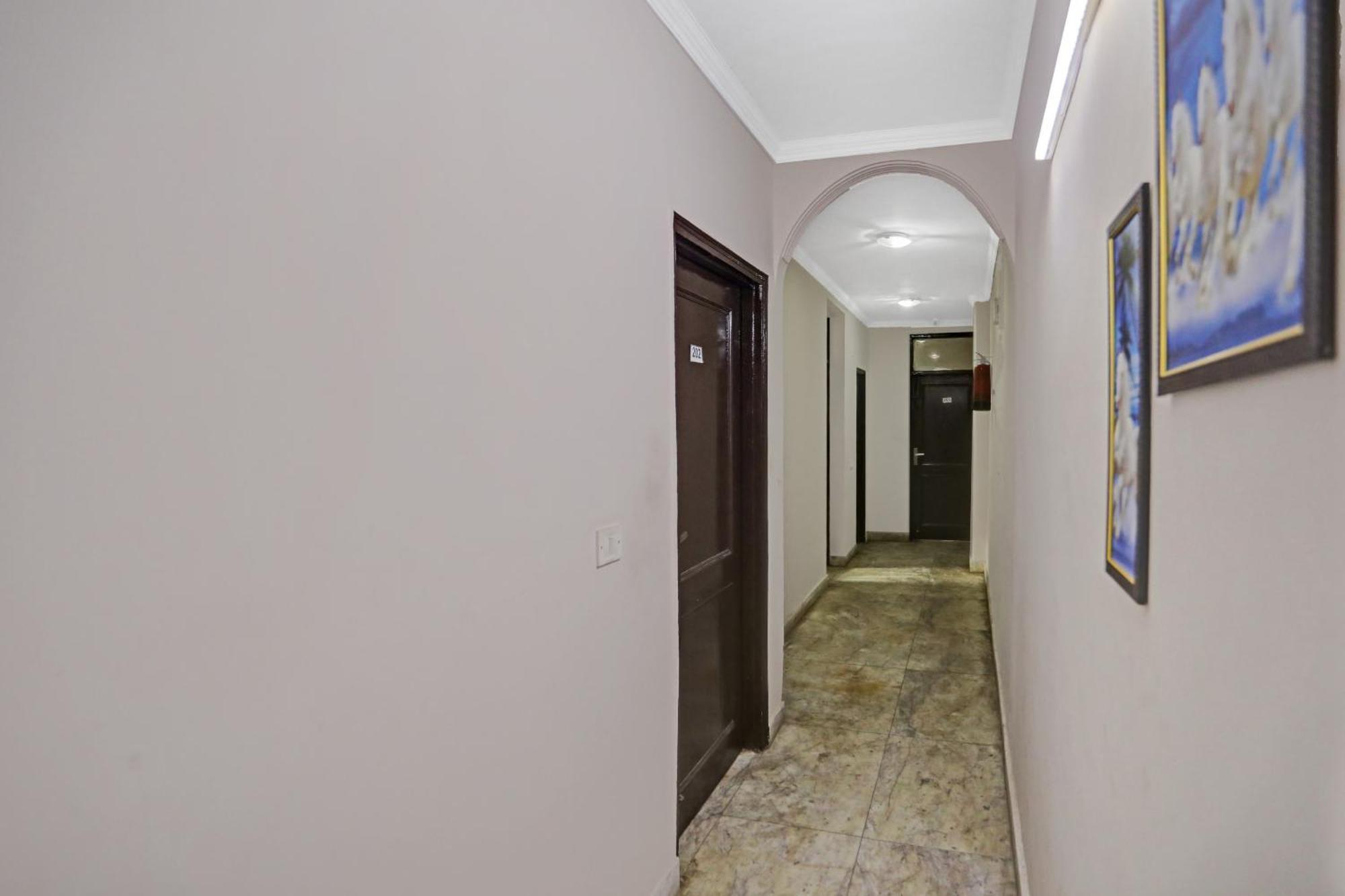 O Jpc Residency Near Dlf Avenue Saket Nova Deli
