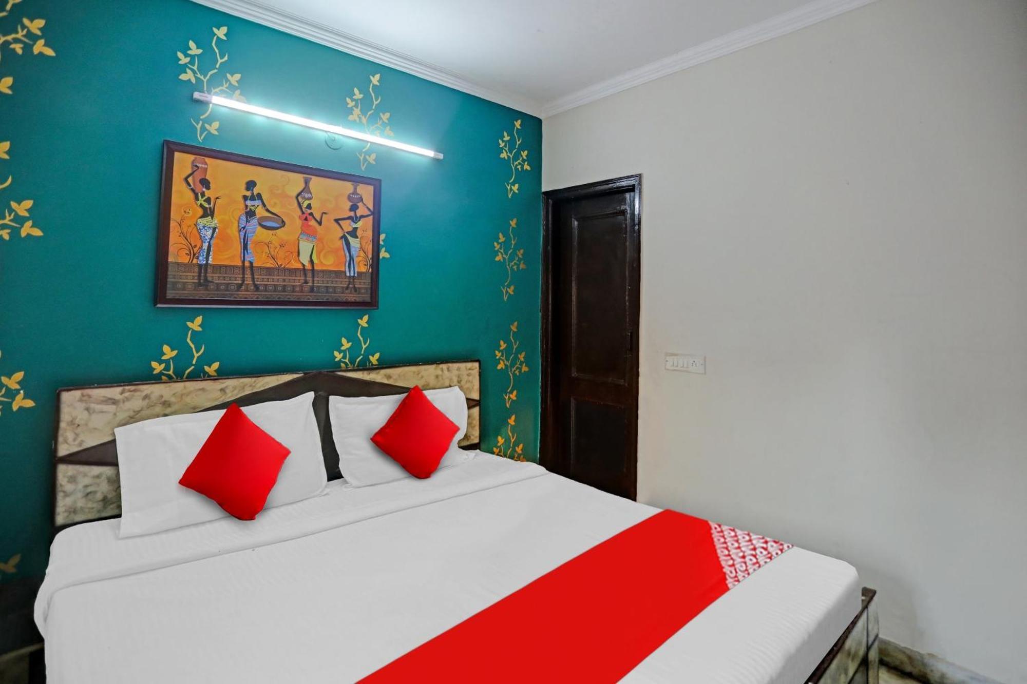Hotel O Jpc Residency Near Dlf Avenue Saket