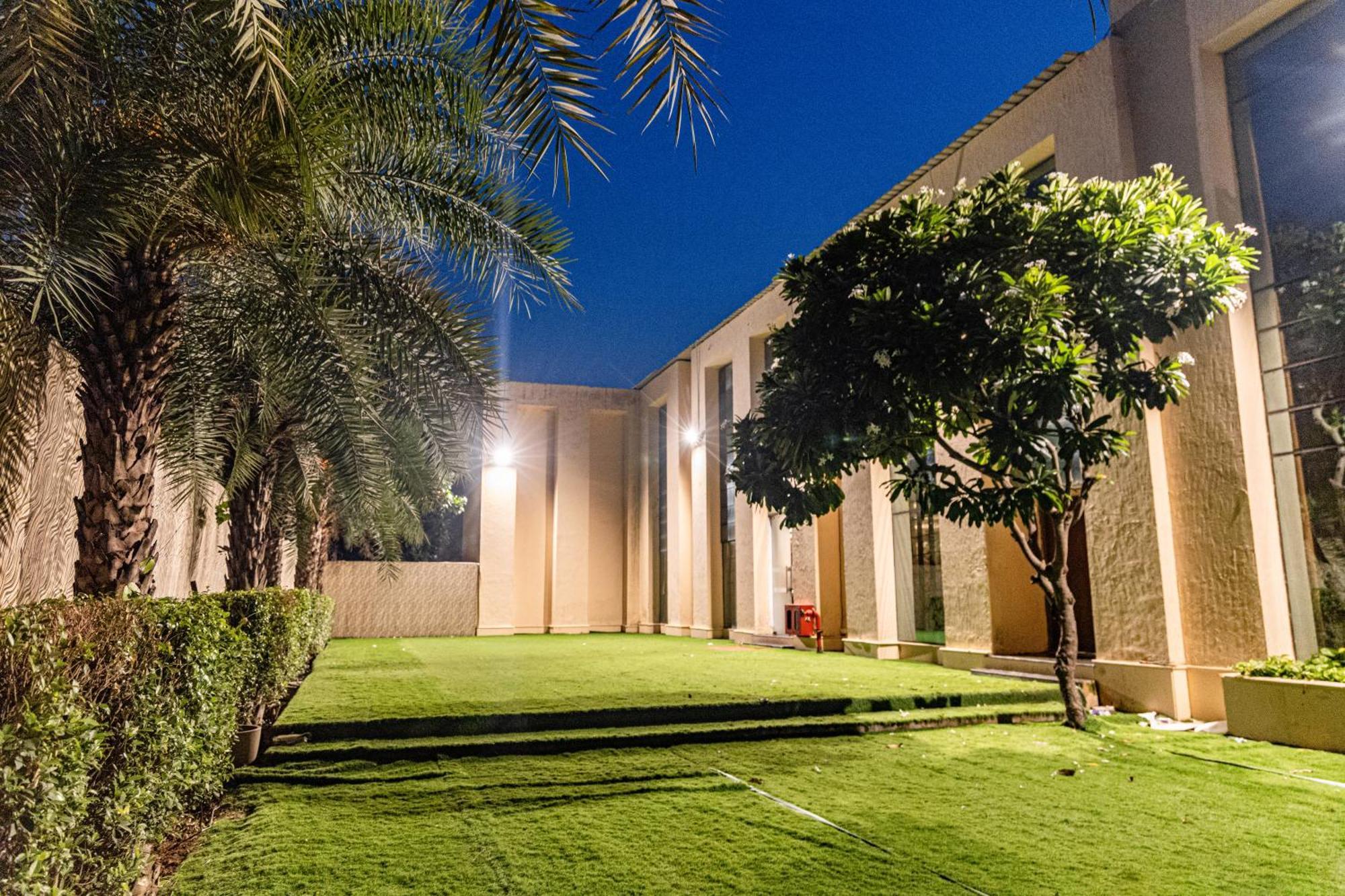 The Nikunj Hotel 4*