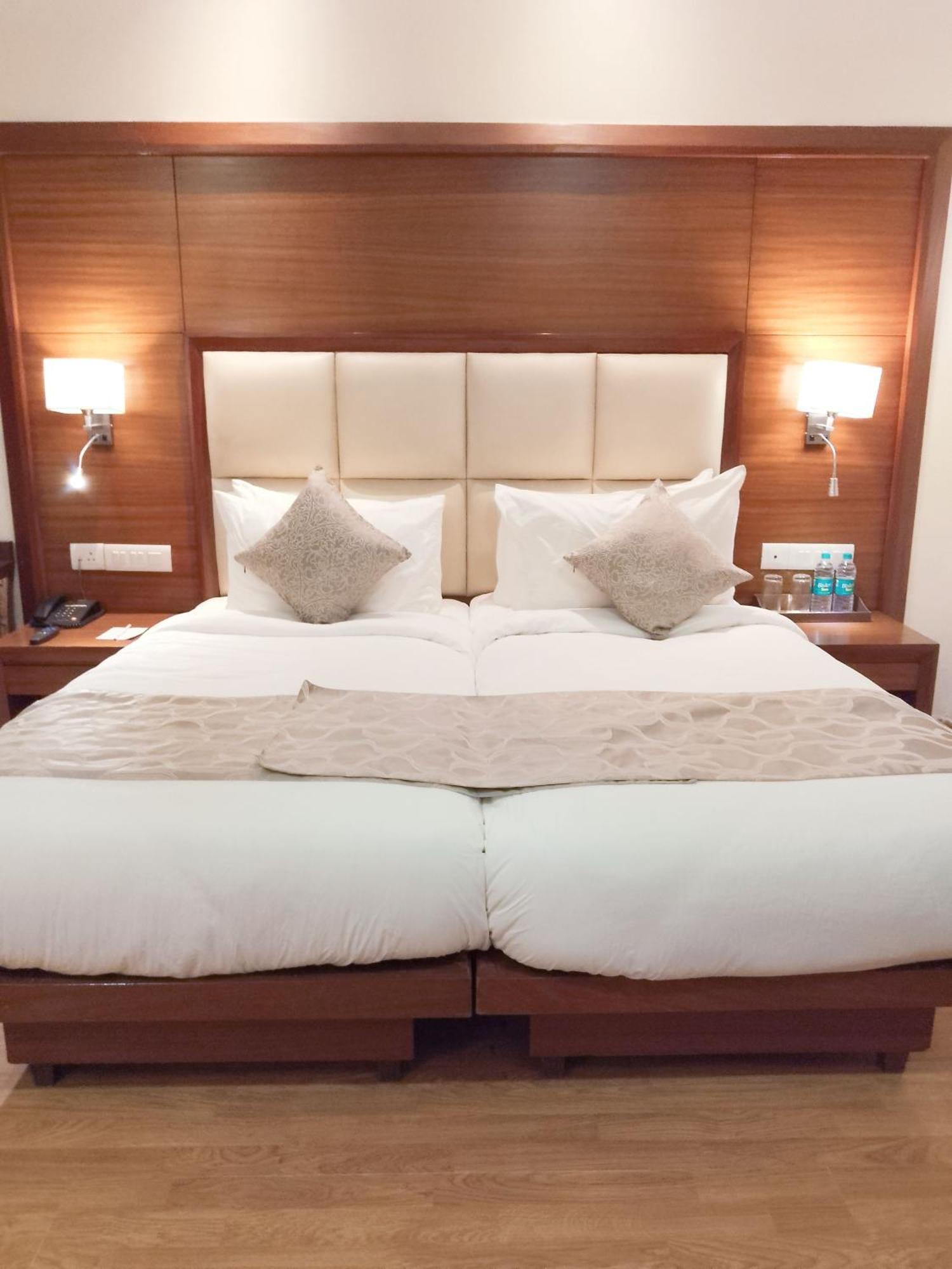 The Nikunj Hotel New Delhi