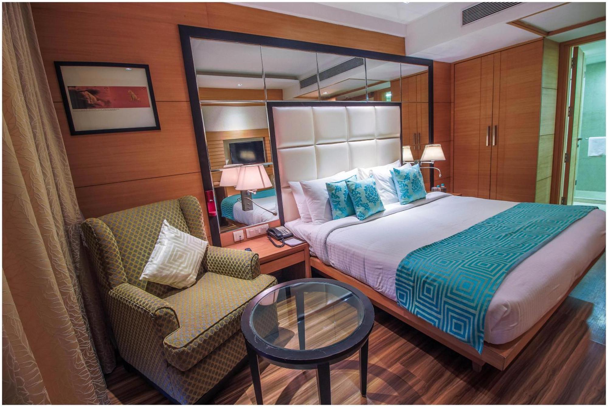 The Nikunj Hotel 4*