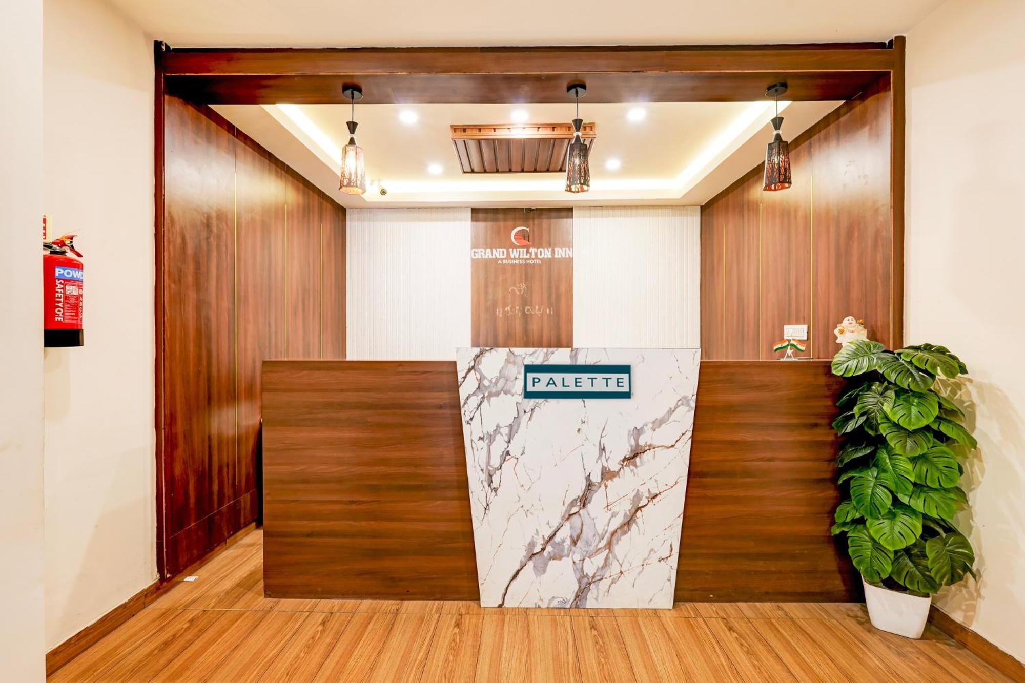 Hotel Hotel Tela Plaza A Family Hotel Near Igi Airport Delhi 4*