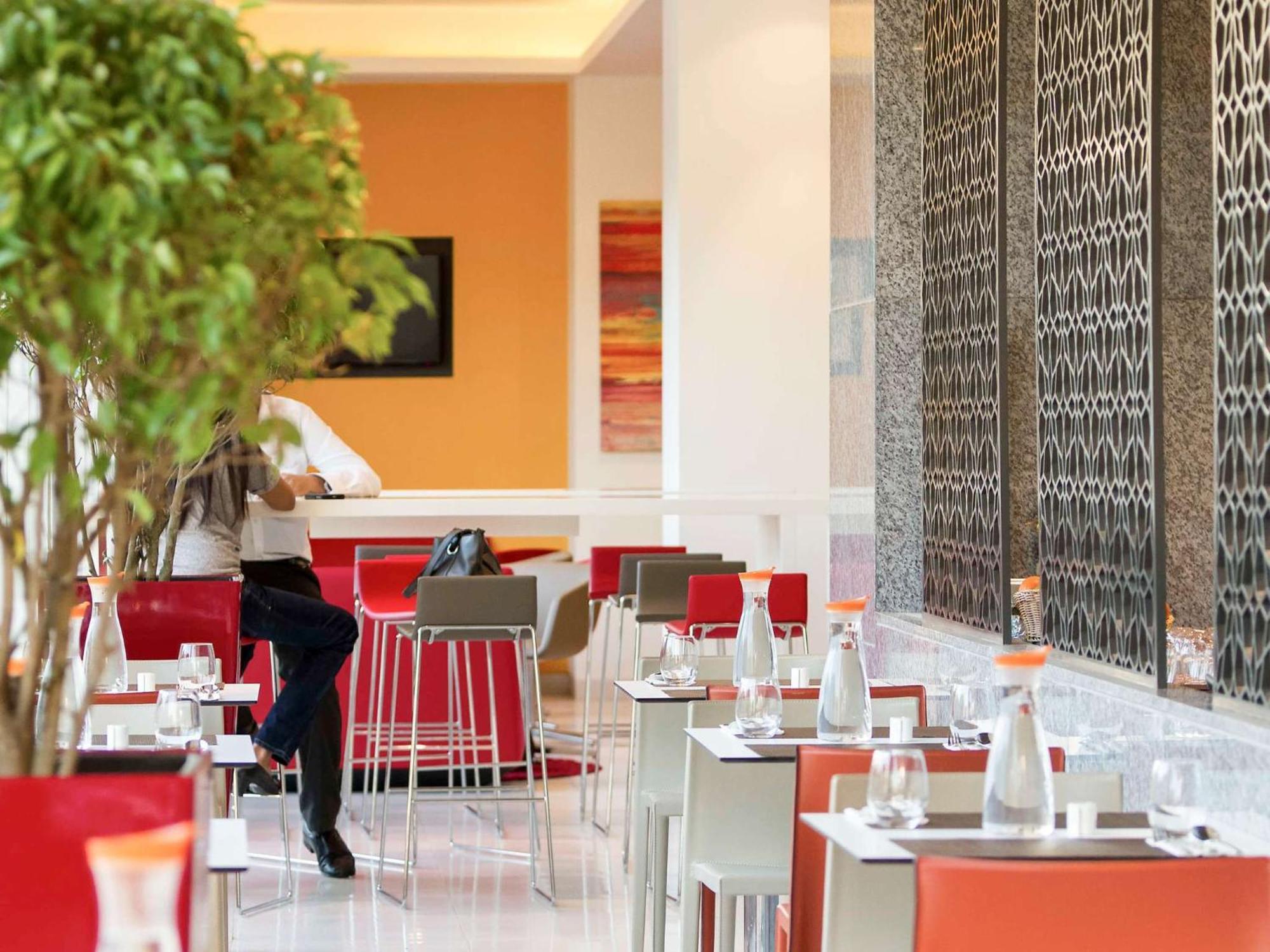 Hotel Hotel Empire Suites New Delhi
