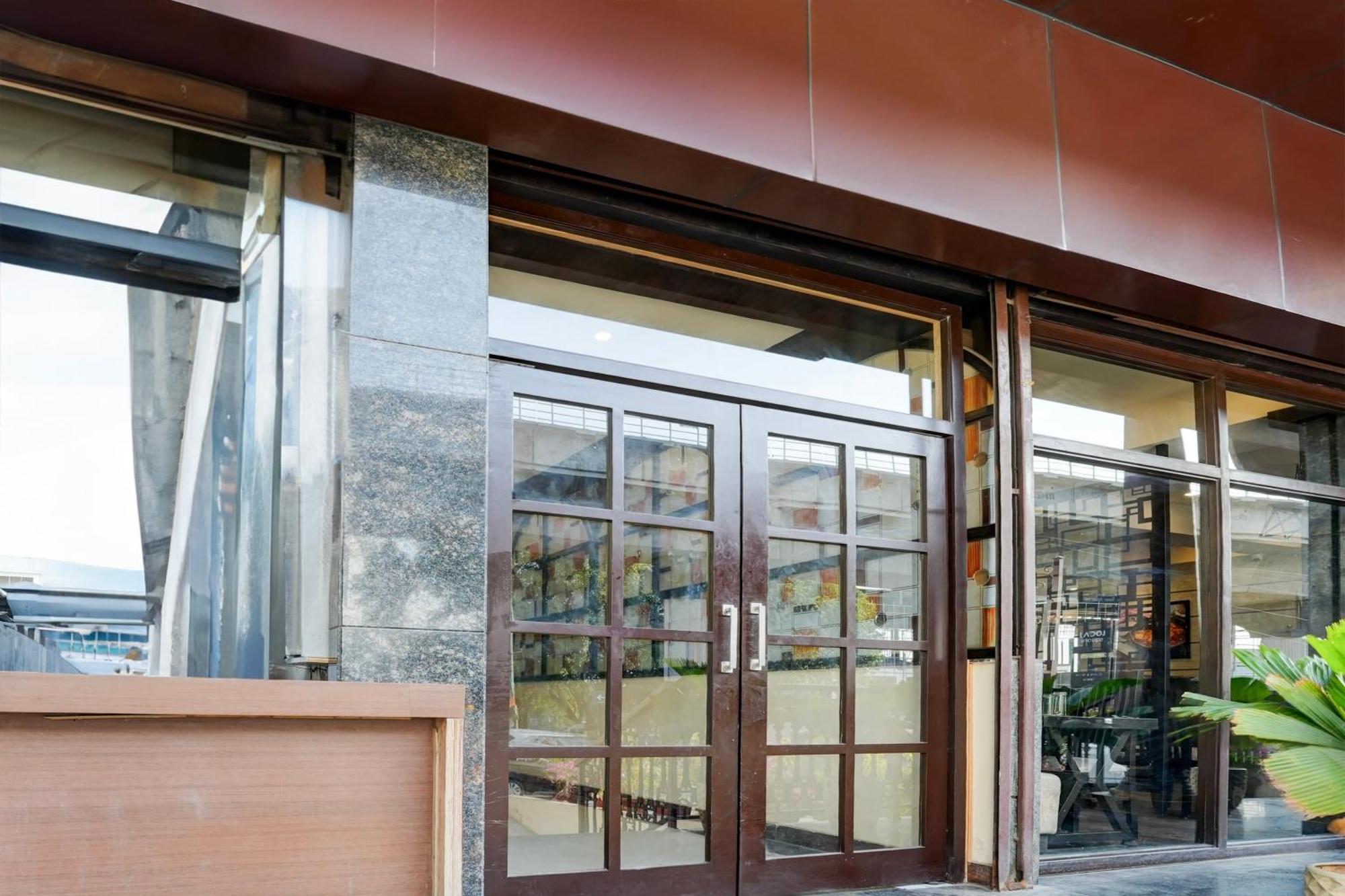Deira Plaza Near Igi Airport Delhi 4*