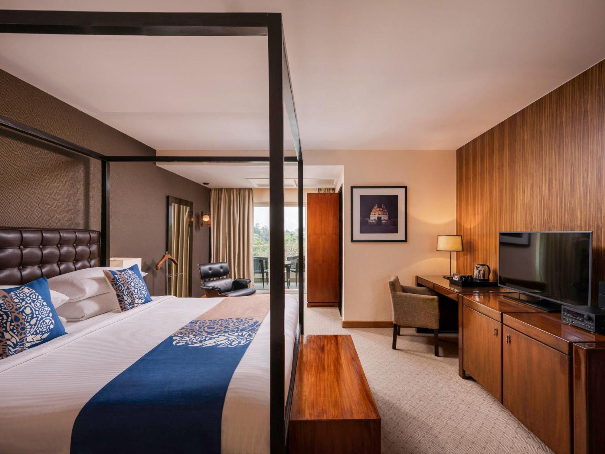 Pacefic Near Delhi Airport Hotel New Delhi