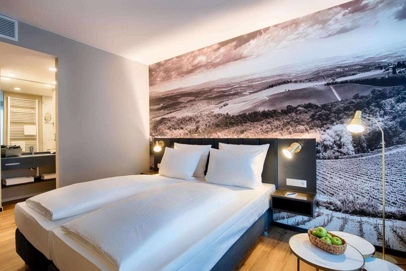 Hotel Empire Suites 4* New Delhi