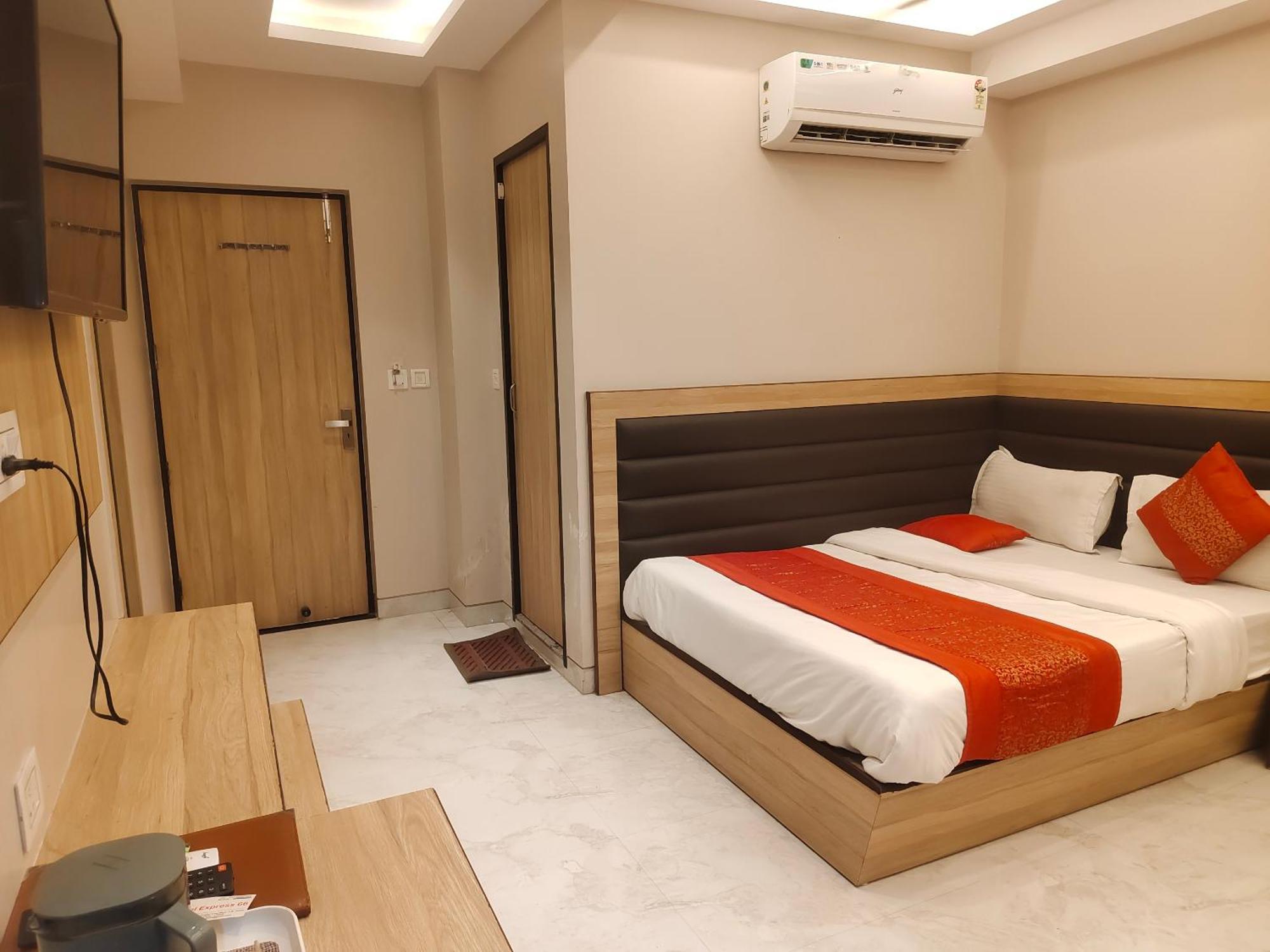 66 By A1rooms New Delhi